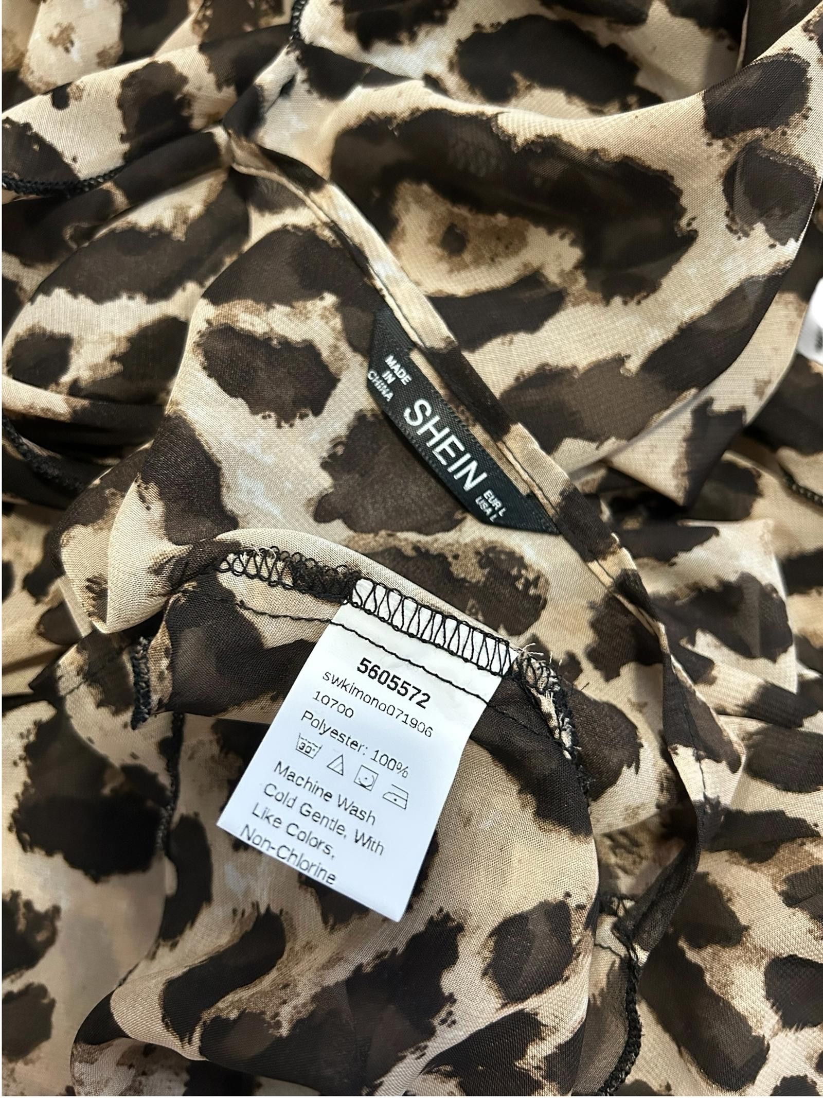 Designer Chic Leopard Wrap Top with Denim Skirt Size L / US 10 / IT 46 - 5 Thumbnail