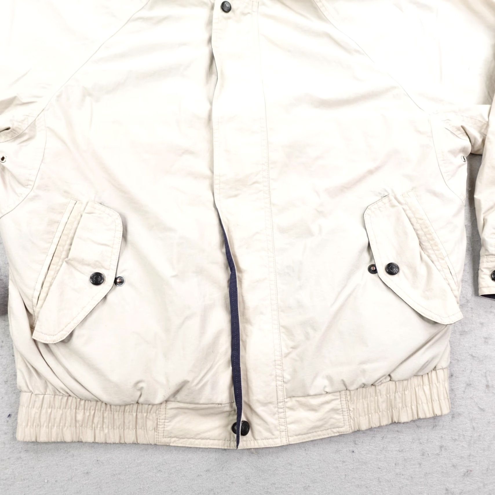 Vintage VINTAGE Woolrich Haversack System Windbreaker Jacket Mens M Beige Navy 90s Outdoor Windproof Zip Size US M / EU 48-50 / 2 - 3 Thumbnail