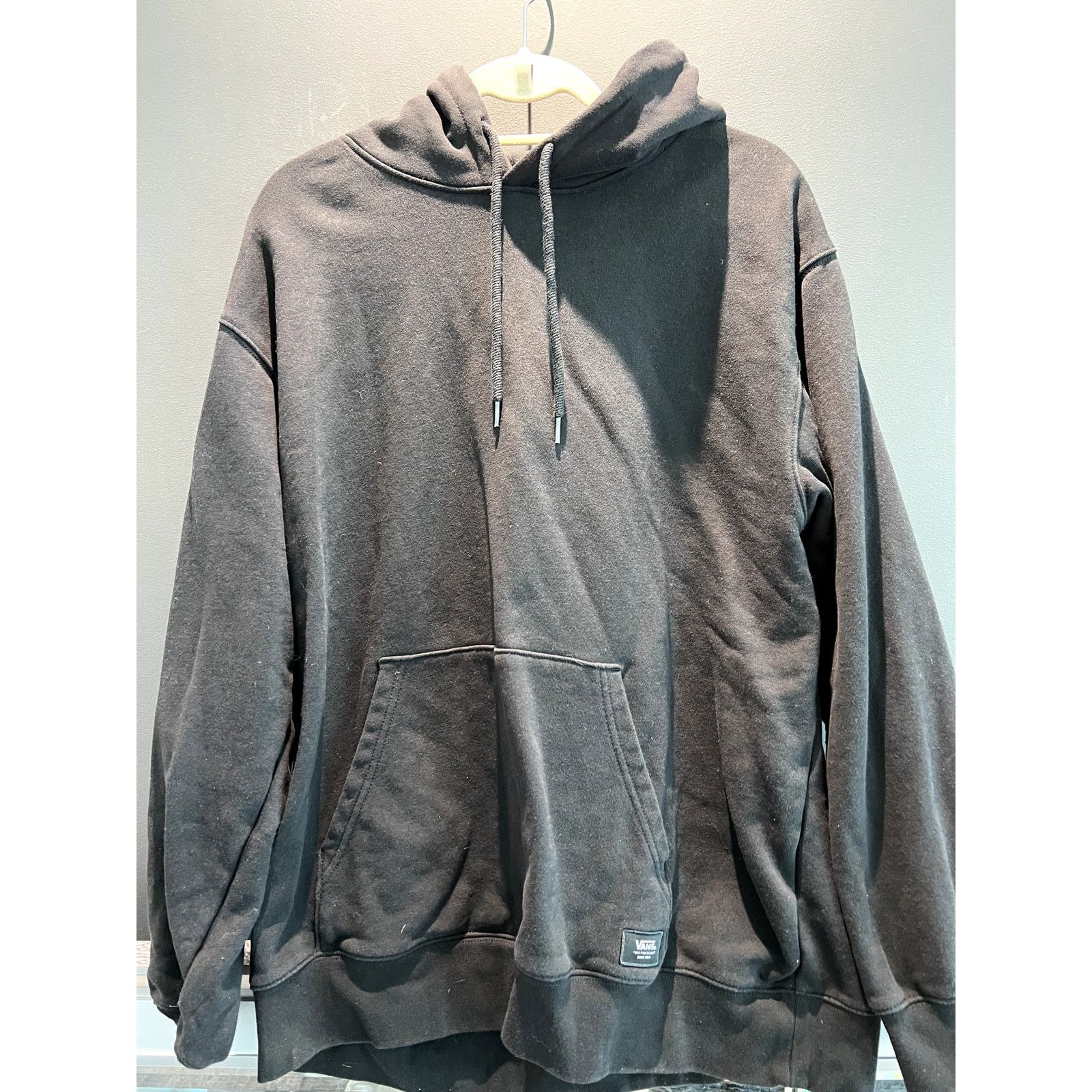 Vans Mens Large Vans All-Black Skate Hoodie Size US L / EU 52-54 / 3 - 1 Thumbnail