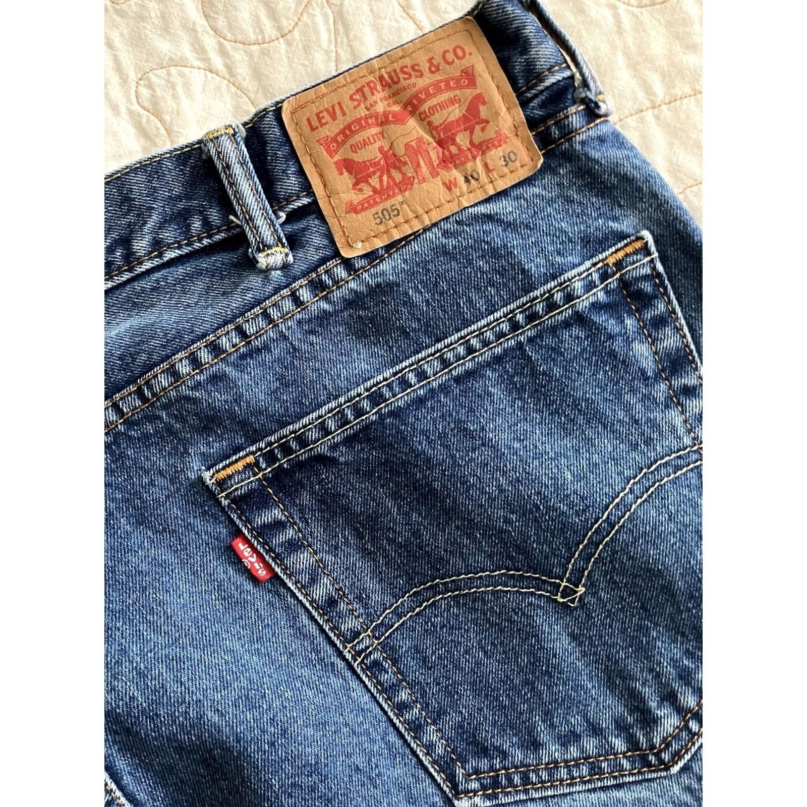 Levi's VINTAGE Levi’s 505 Regular Straight Leg Blue Denim Jeans 40x30 Missing Belt Loop Work Size US 40 / EU 56 - 2 Thumbnail