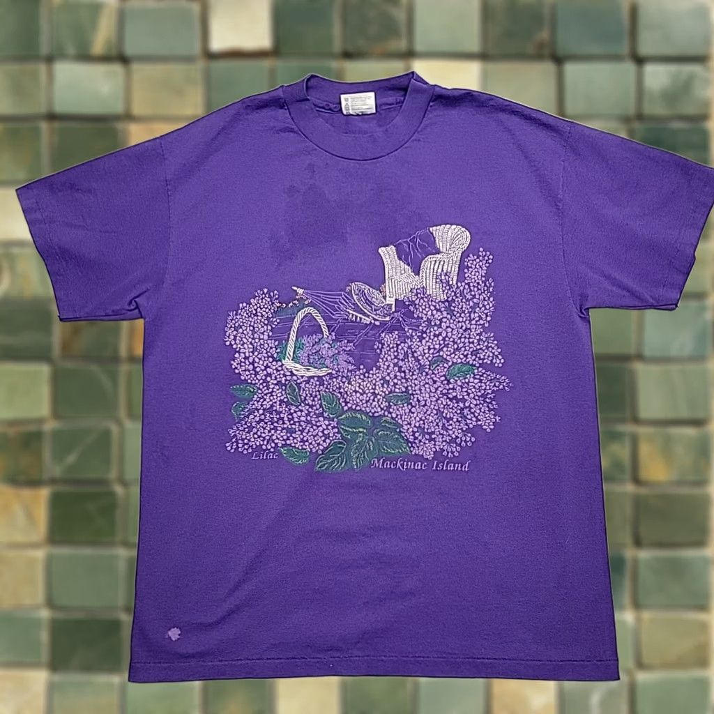 Hanes Mackinac Island Shirt L Lilac Coastal Nature Single Stitch Crewneck USA Vintage Men's T-Shirt Short Sleeve Navy? Size US L / EU 52-54 / 3 - 1 Thumbnail