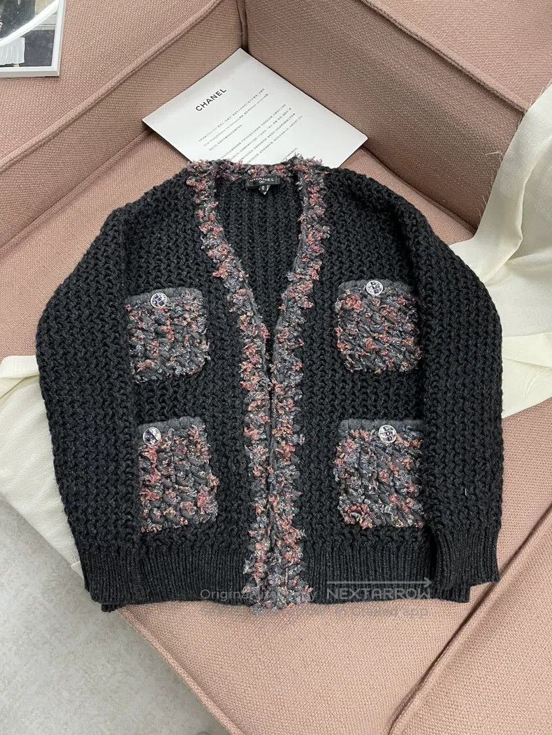 Chanel Chanel 22A high-end handicraft workshop dark gray hollow k Size XXS / US 00 / IT 34 - 1 Thumbnail