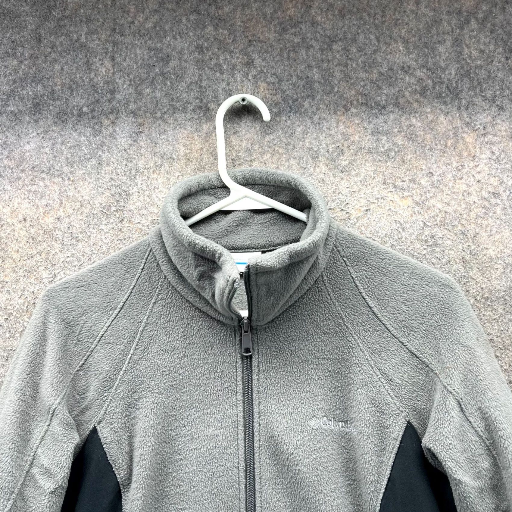 Vintage VINTAGE Columbia Jacket Womens Medium Gray Full Zip Fleece Softshell Benton Outdoors Size M / US 6-8 / IT 42-44 - 3 Thumbnail