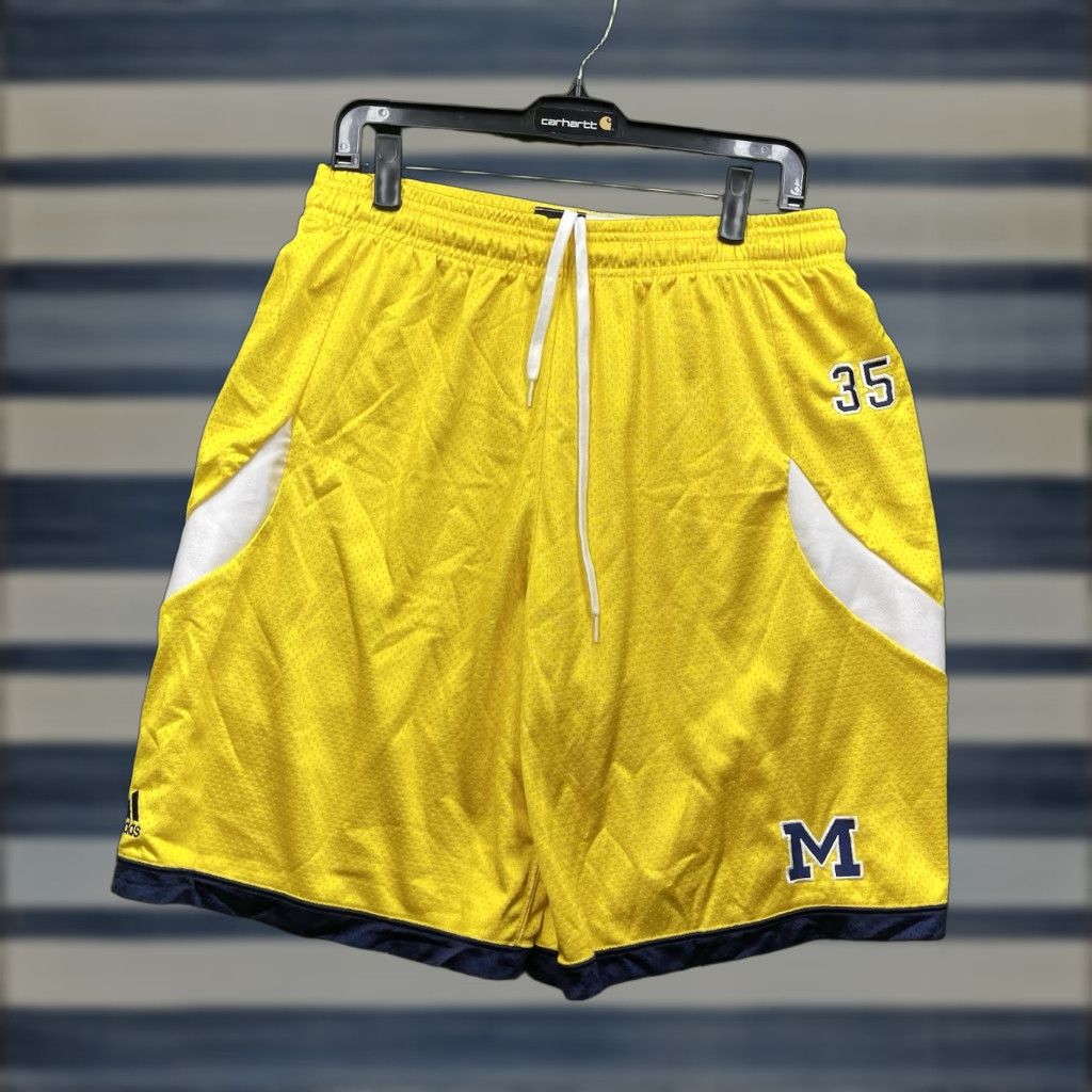 Adidas VINTAGE adidas Shorts Mens L Team Issued Basketball Y2K Michigan Wolverines Logo Embroidered Yellow Jersey Material Size US 33 - 1 Thumbnail