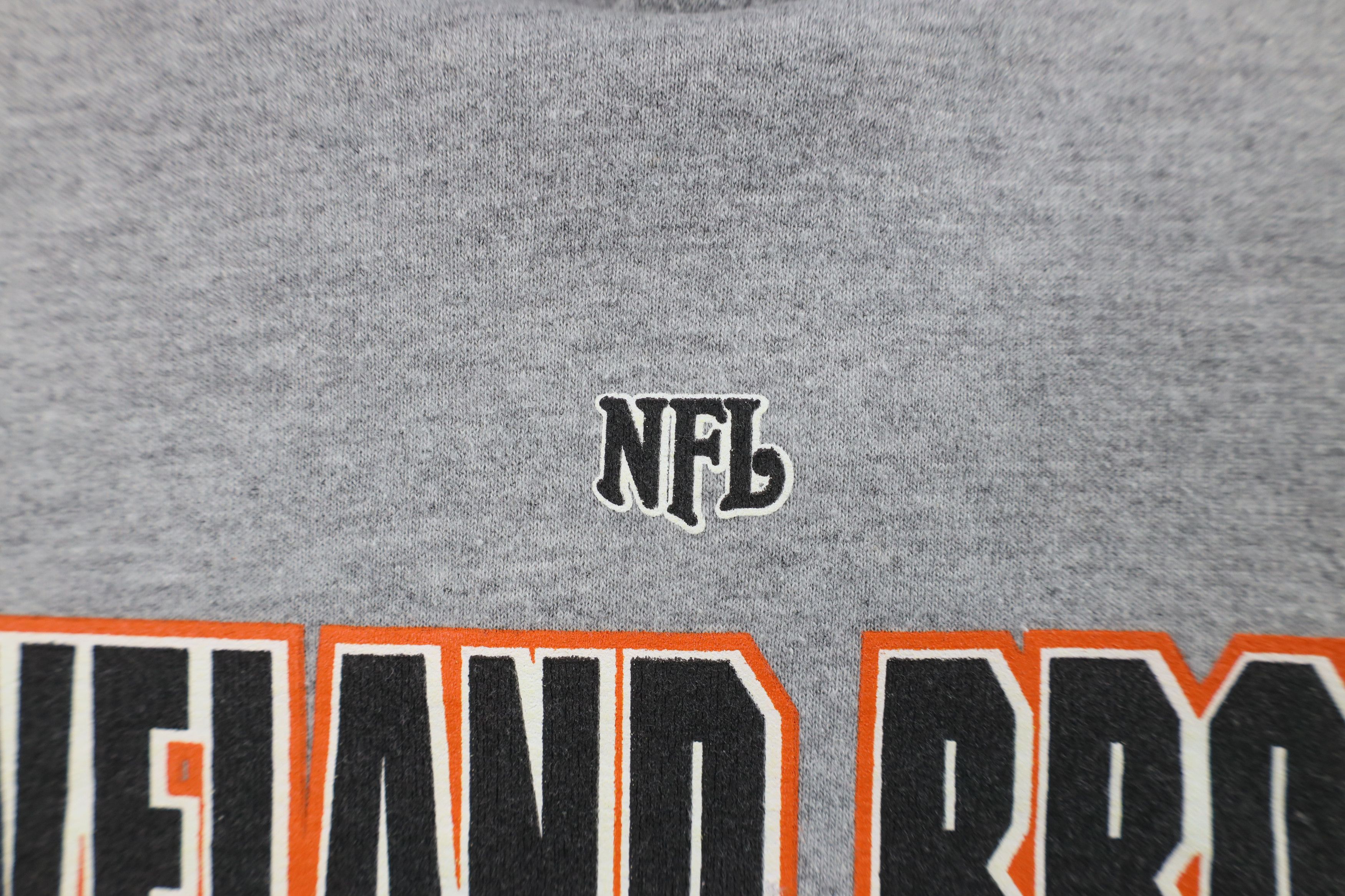 Vintage Vintage NFL Cleveland Browns Football Hoodie Sweatshirt Gray Size US XL / EU 56 / 4 - 7 Thumbnail