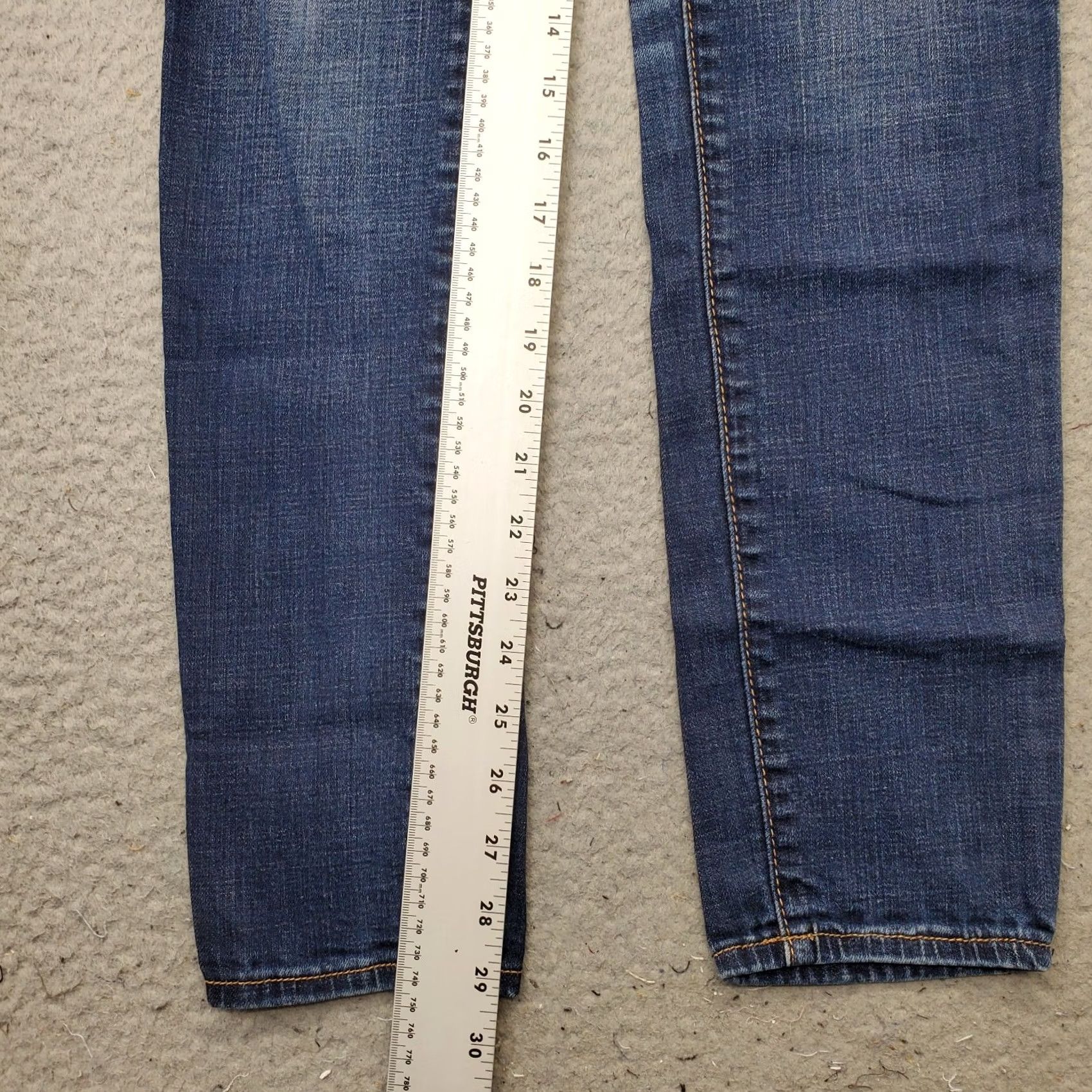 American Eagle Outfitters American Eagle Outfitters Jegging Jeans Womens 0 Blue Denim Whiskered 5-Pocket Jeans Womens Size 0 Blue Denim 5-Pocket Stretch Regular Mens, Womens Size 25" / US 0 / IT 36 - 4 Thumbnail