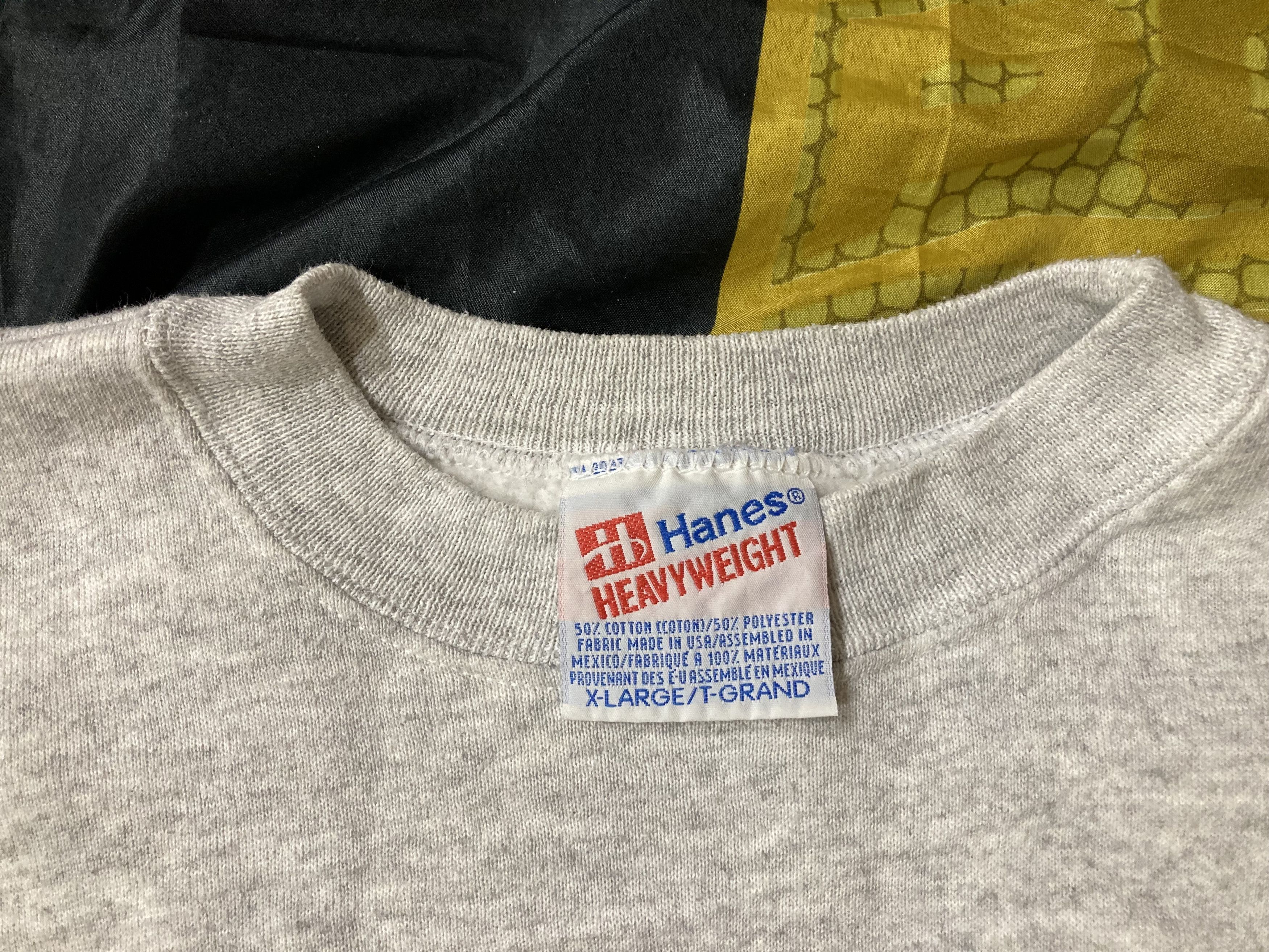 Vintage Vintage John Robert Wooden Basketball Sweatshirt Size US XL / EU 56 / 4 - 3 Thumbnail