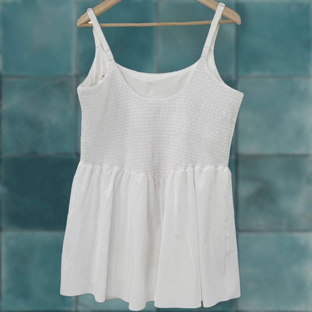 Vintage NWT Aerie Dress Smocked Flowy White Tank Dress XX L Preppy 79.85 Ladies Sleeveless Scoop Neck Short Dress Size XXL / US 16-18 / IT 52-54 - 1 Thumbnail