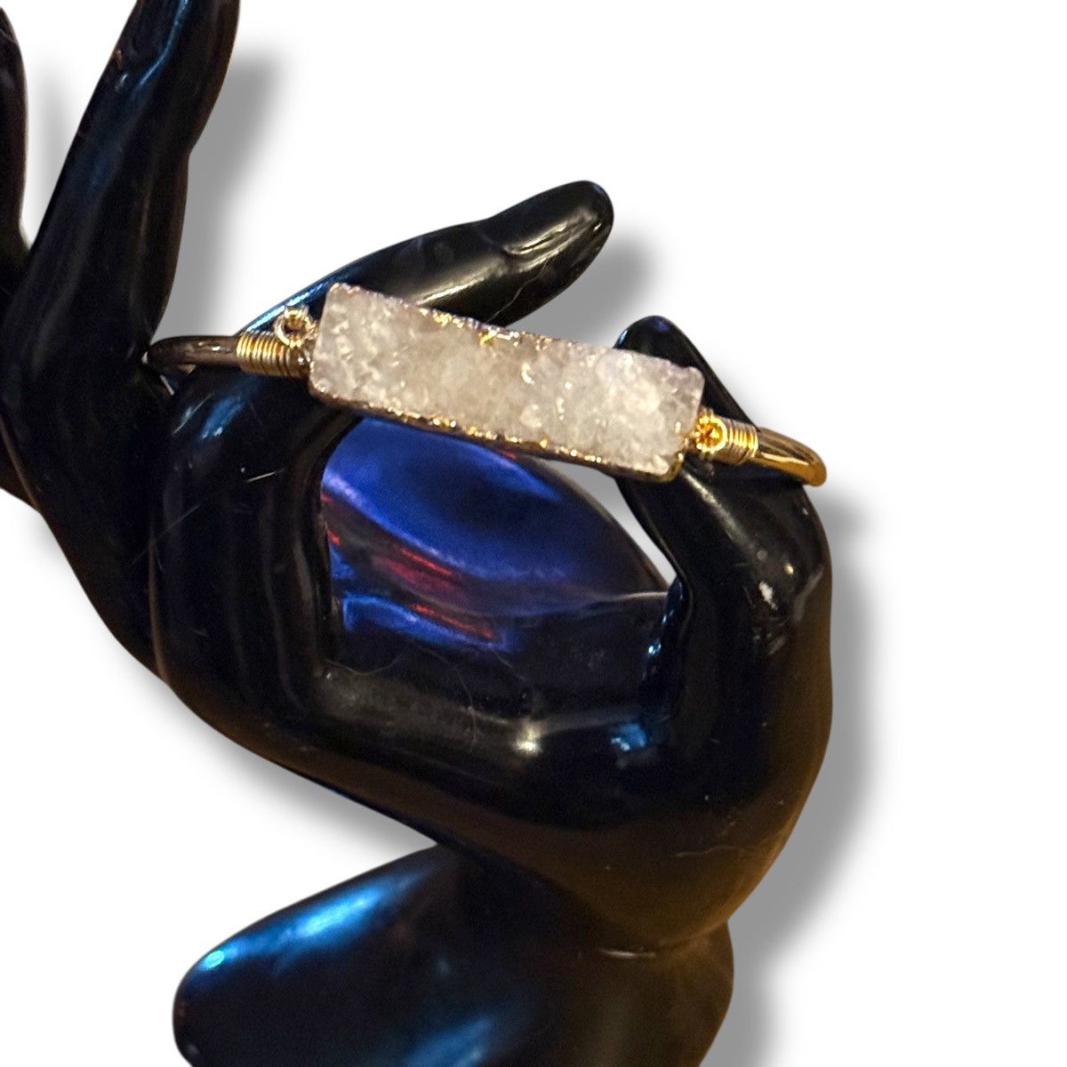 Other Gold tone white druzy cuff bangle bracelet Size ONE SIZE - 2 Thumbnail