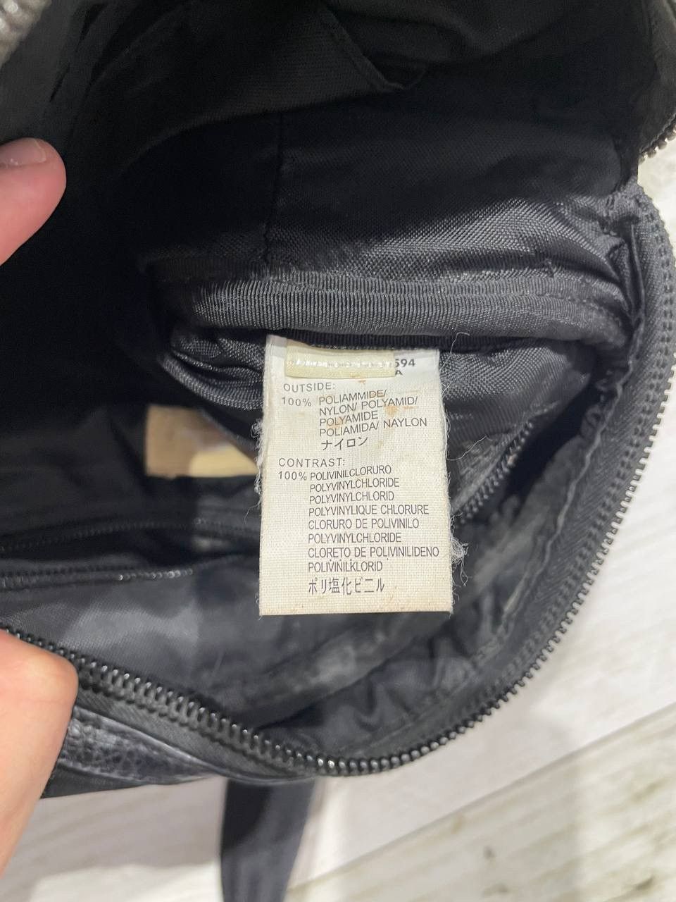 Diesel Vintage Diesel Messenger Bag Y2K Avant-Garde Leather/Nylon Size ONE SIZE - 13 Thumbnail