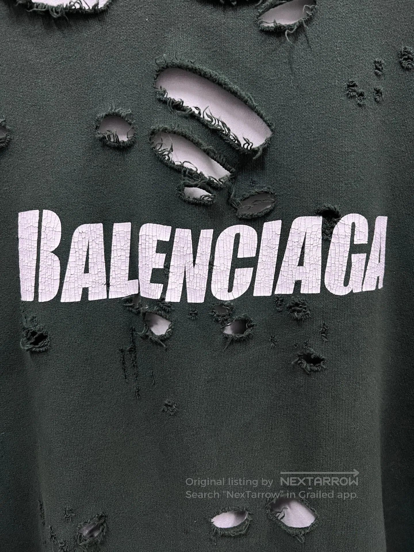 Balenciaga distressed balenciaga logo hoodie in dark green. Size US L / EU 52-54 / 3 - 6 Thumbnail