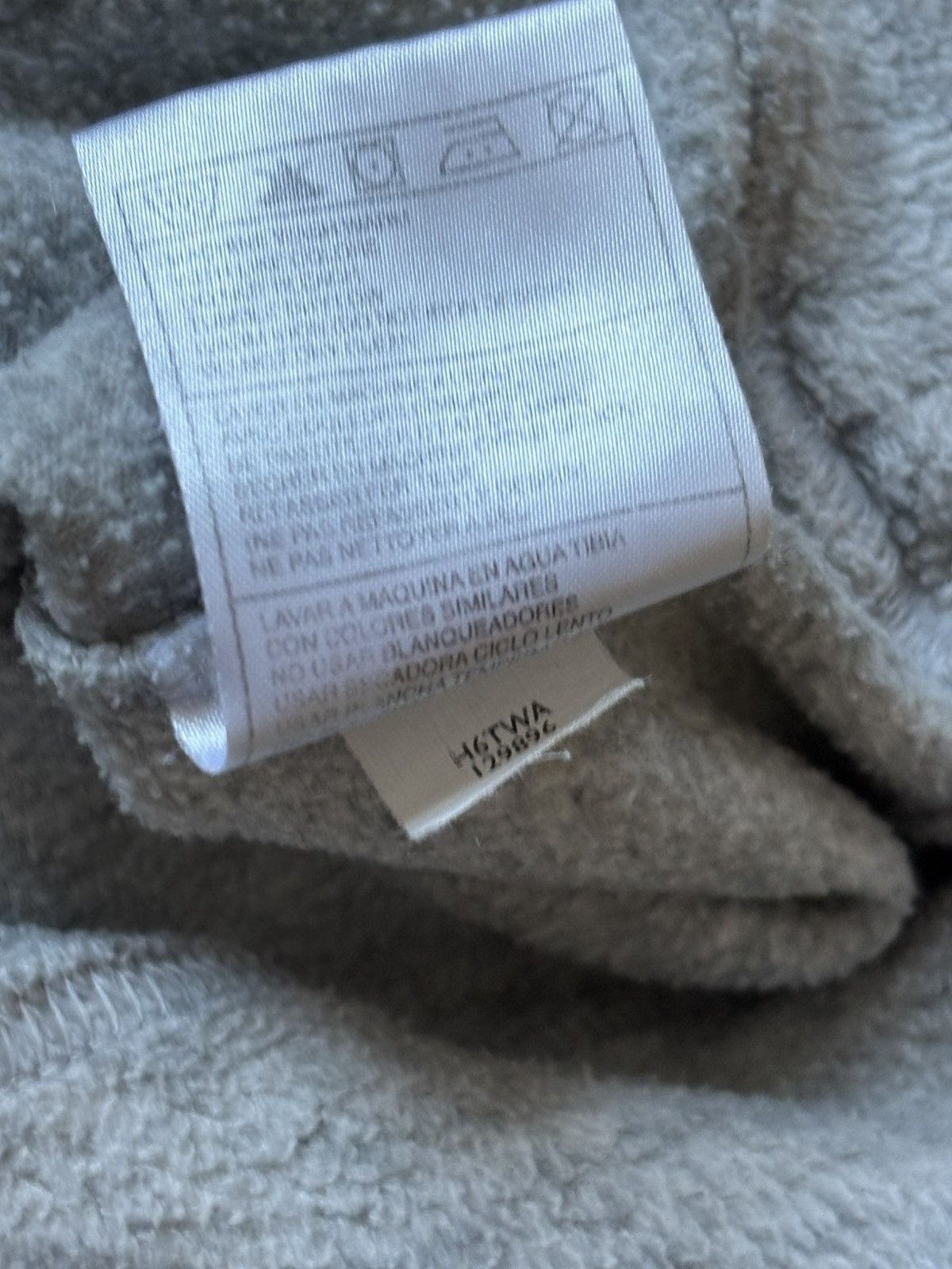 Nike 90s Nike Vintage Spellout Logo Teddy Fleece Hoodie Rare Y2K Size US S / EU 44-46 / 1 - 8 Thumbnail