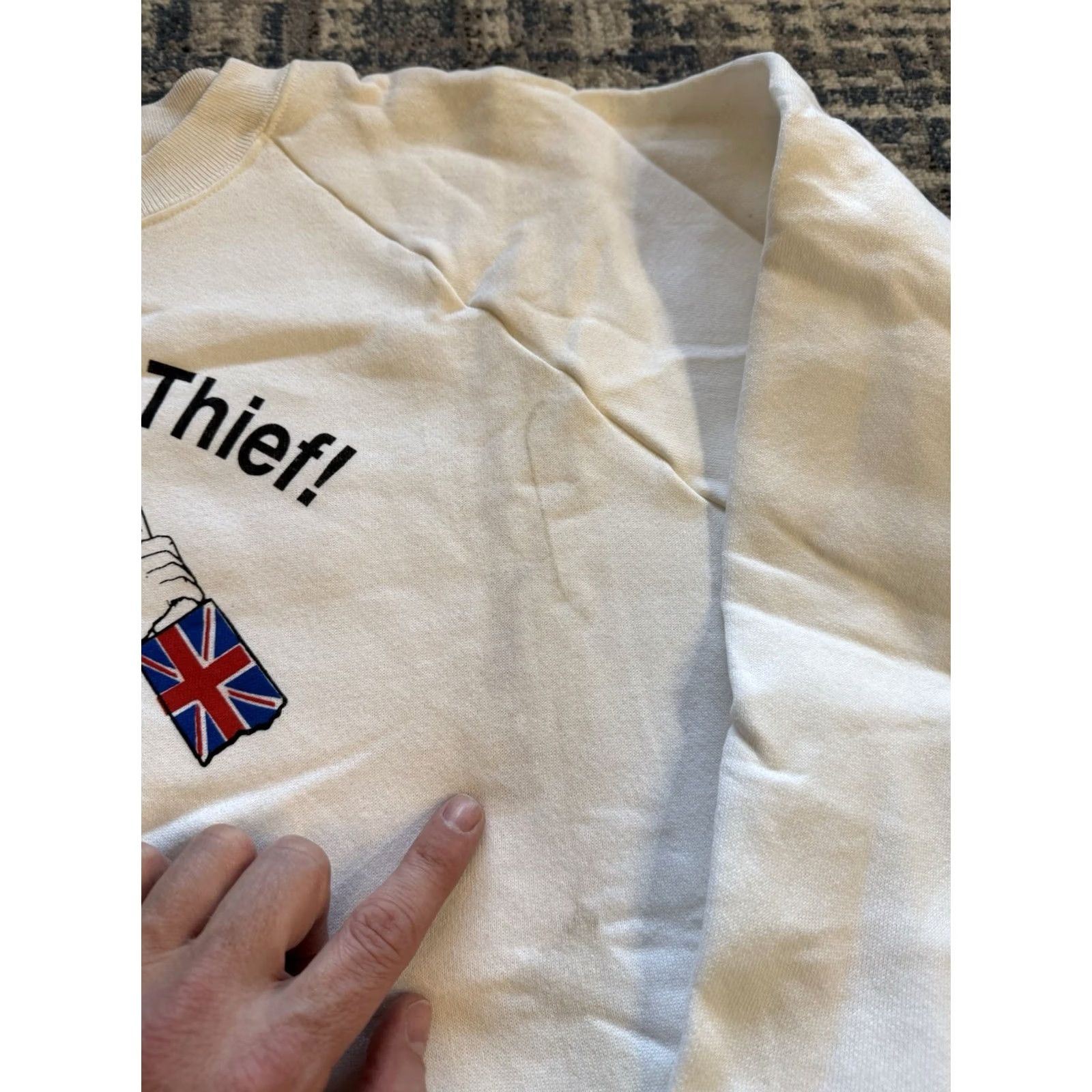 Fruit Of The Loom VINTAGE 80s Put It Back Thief! Support Irish Northern Aid Sweatshirt XL White Nike? Size US XL / EU 56 / 4 - 7 Thumbnail