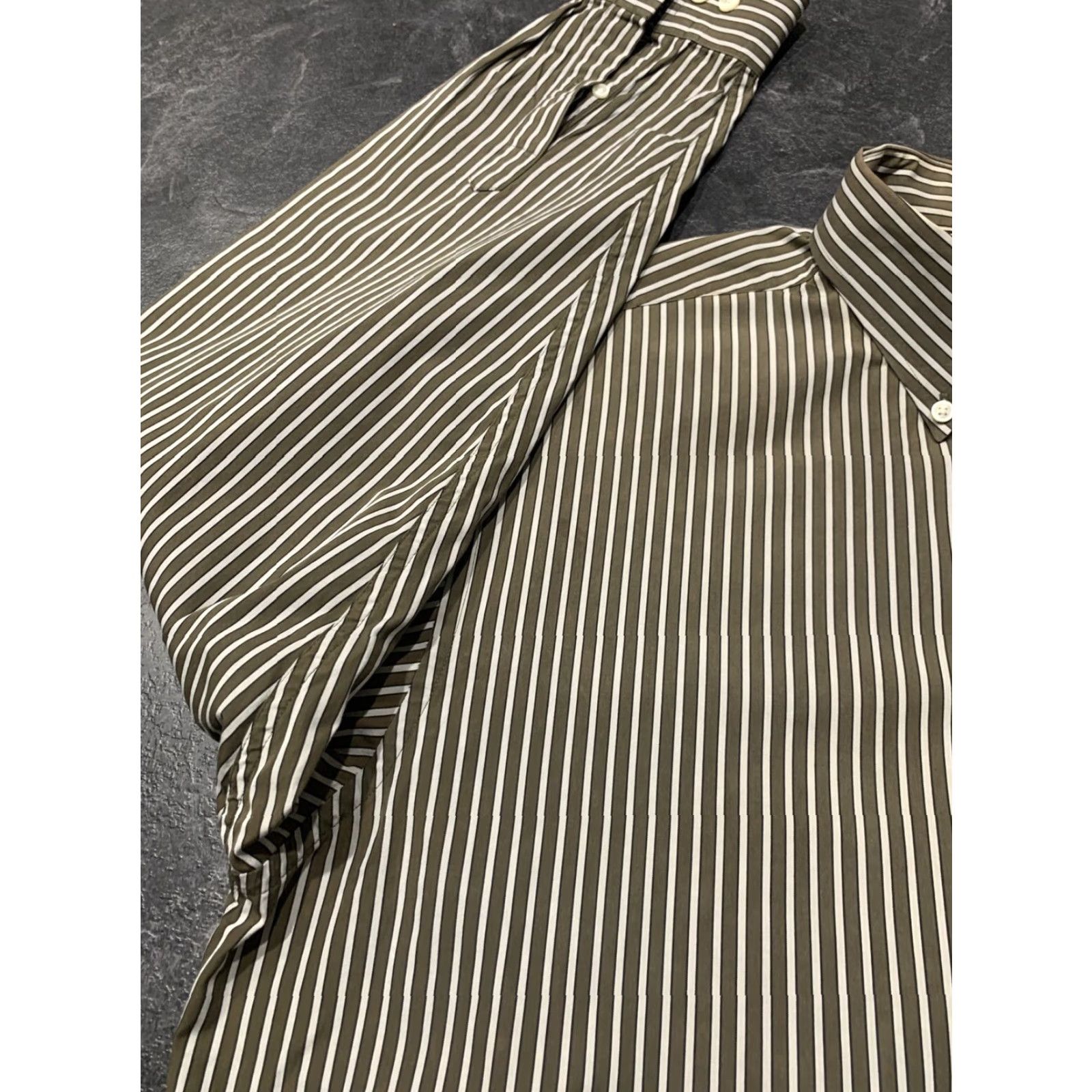 Roundtree & Yorke VINTAGE Roundtree & Yorke Mens Shirt L Brown Striped Pocket Button Up L/S 80s Two Ply Mens Size US L / EU 52-54 / 3 - 4 Thumbnail