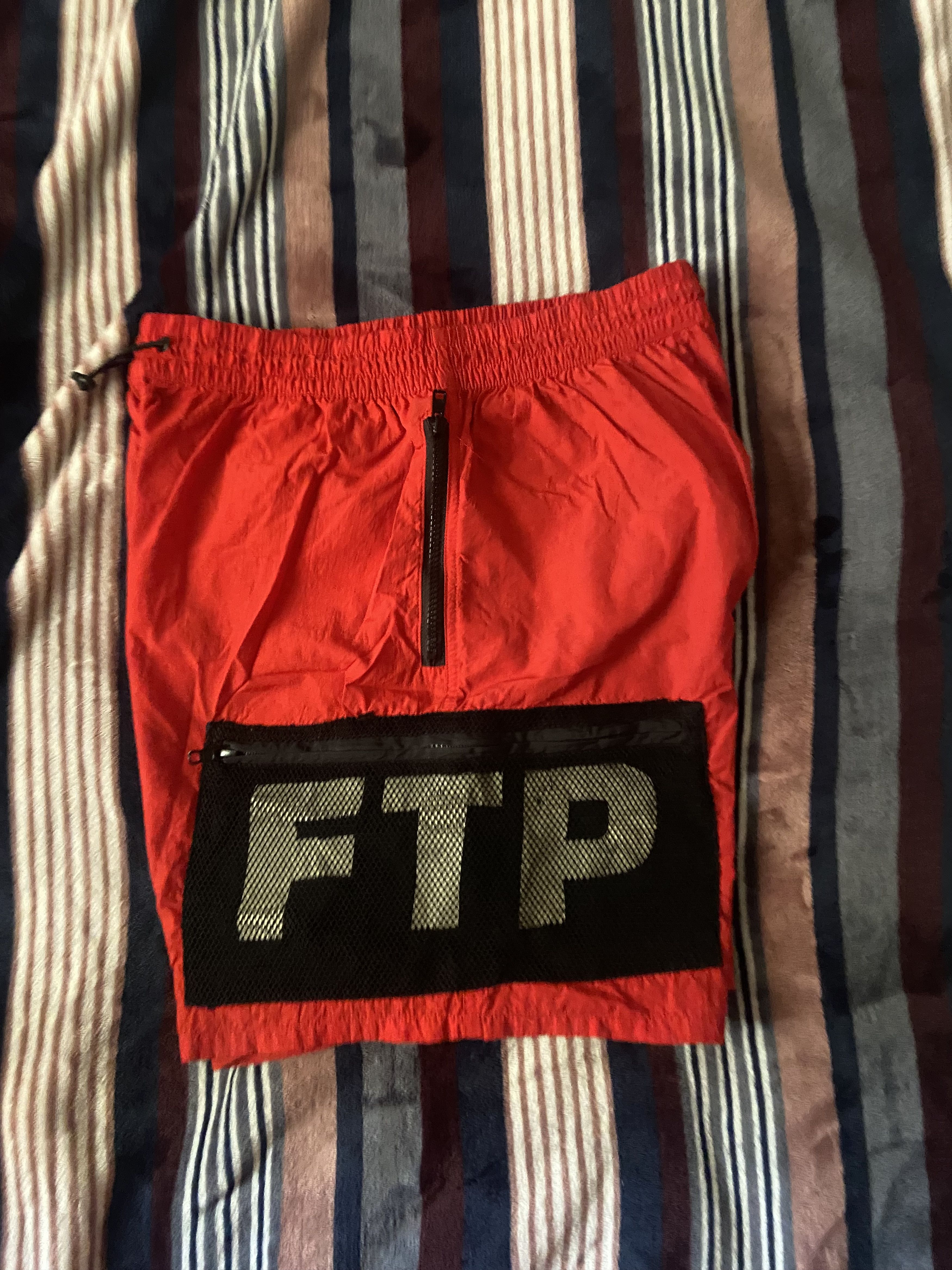 Fuck The Population shorts Size US 30 / EU 46 - 1 Thumbnail