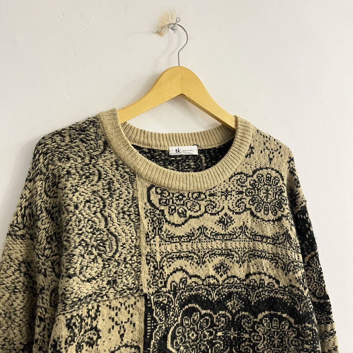 Japanese Brand Takeo Kikuchi Abstract Pattern Knit Sweater Size US L / EU 52-54 / 3 - 3 Thumbnail
