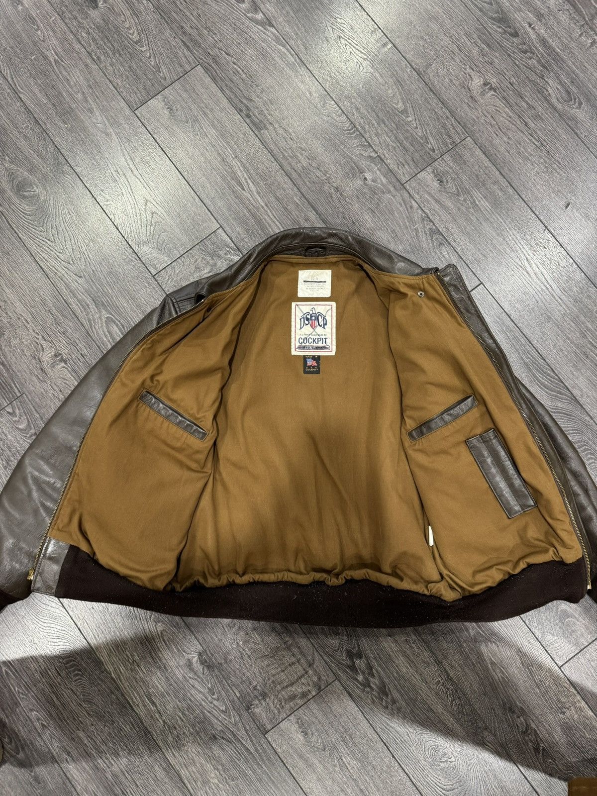 Cockpit USA Horsehide leather jacket Cockpit USA A-2 Flight Jacket 2007 Size US XL / EU 56 / 4 - 15 Thumbnail