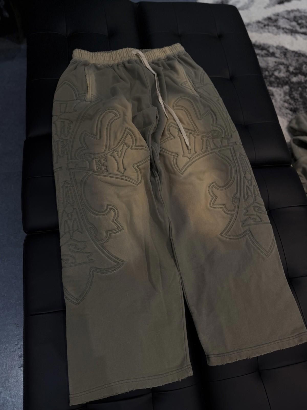 Vale Valley Cross Carved Drawstring Sweatpants Large NEW Vale Size US 34 / EU 50 - 1 Thumbnail
