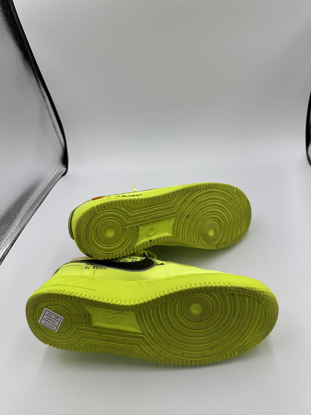Nike × Off-White Nike OFF-White Volt Air Force 1 Size US 10 / EU 43 - 16 Thumbnail