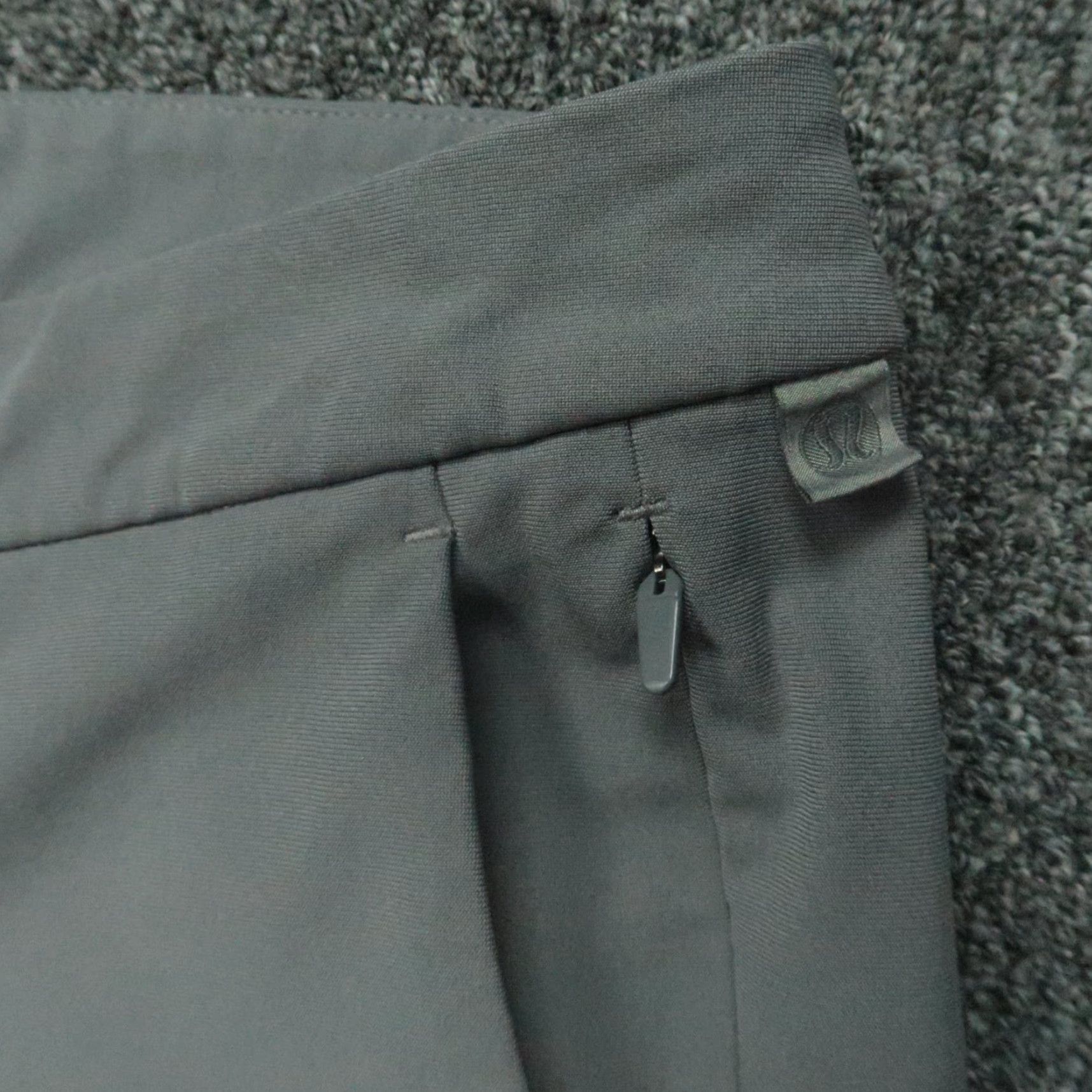 Lululemon Lululemon Pants Men 40x28 Gray Commission Slim Fit 5 Pocket Trouser Chino Size US 40 / EU 56 - 3 Thumbnail