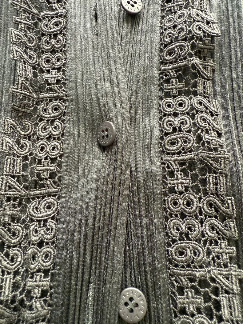 Issey Miyake Issey Miyake size:3 Black lace shirt Size XS / US 0-2 / IT 36-38 - 2 Thumbnail