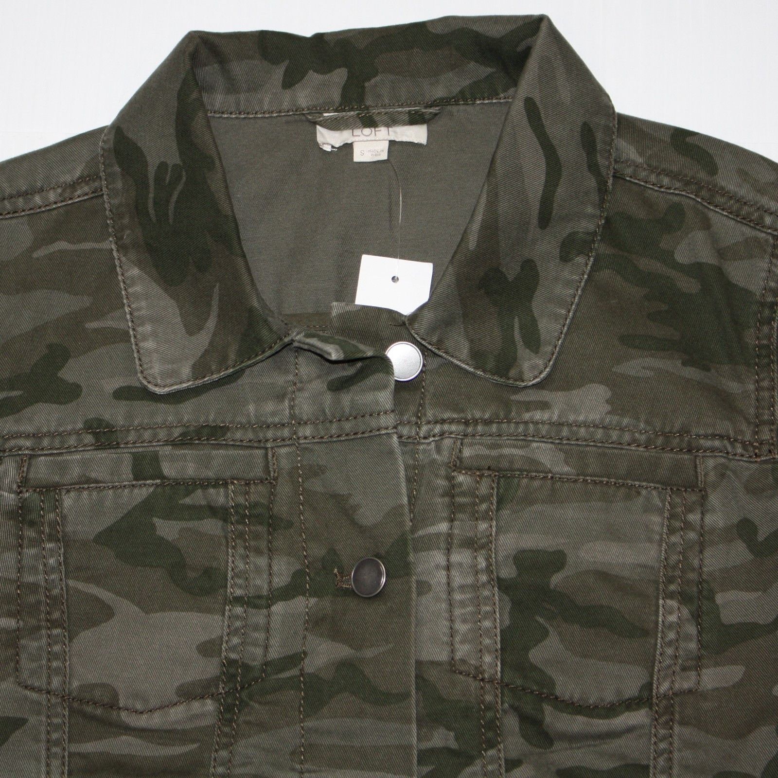 Loft Cropped Green Camo Print Twill Jacket in size Small MSRP $98 Size S / US 4 / IT 40 - 3 Thumbnail