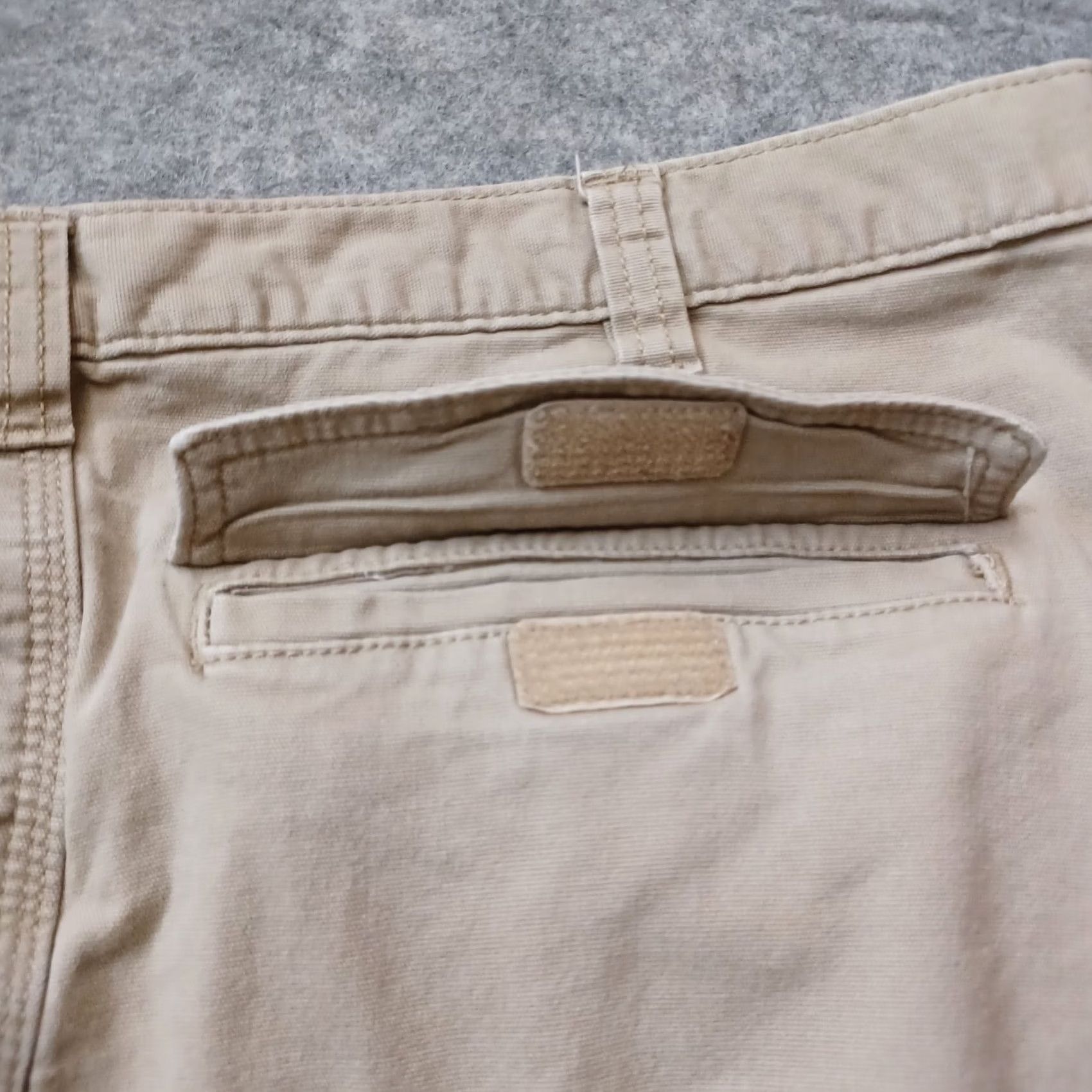 Carhartt Carhartt Cargo Shorts Mens 42 Beige Relaxed Fit Pockets Hiking Button Outdoor Cargo Shorts Beige Mens 42 Classic Outdoor Carhartt Cargo Shorts Size US 42 / EU 58 - 7 Thumbnail
