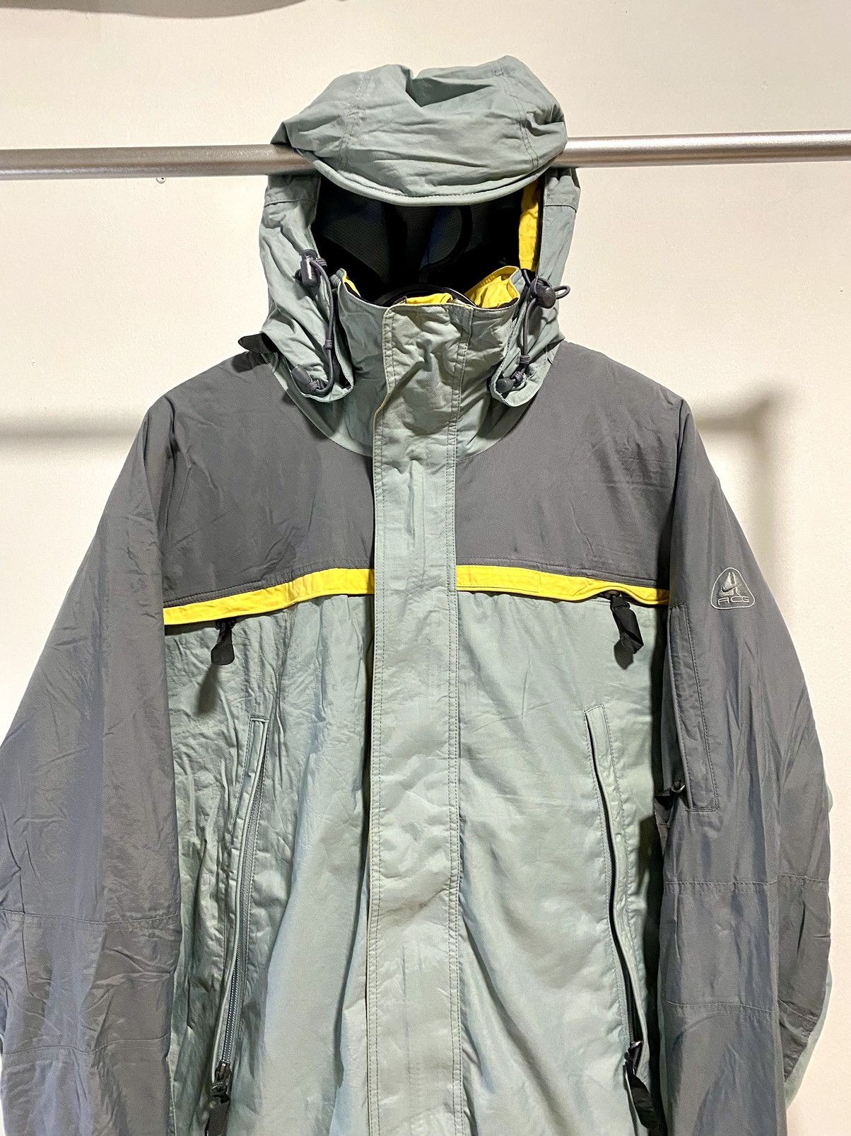 Vintage Nike ACG STORM FIT Waterproof Jacket