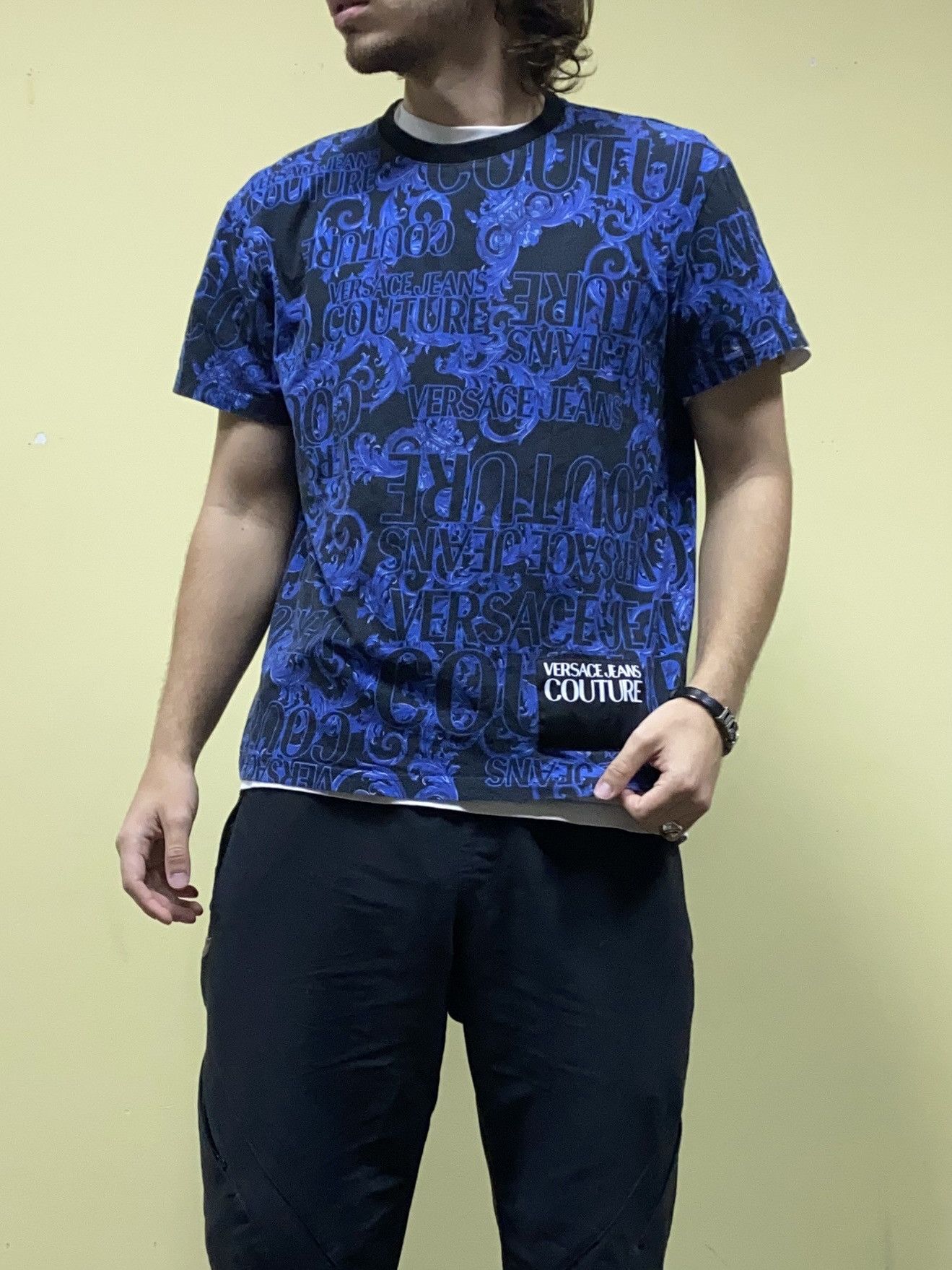 Versace Jeans Couture Versace monogram patterns over print t-shirt Size US L / EU 52-54 / 3 - 1 Thumbnail