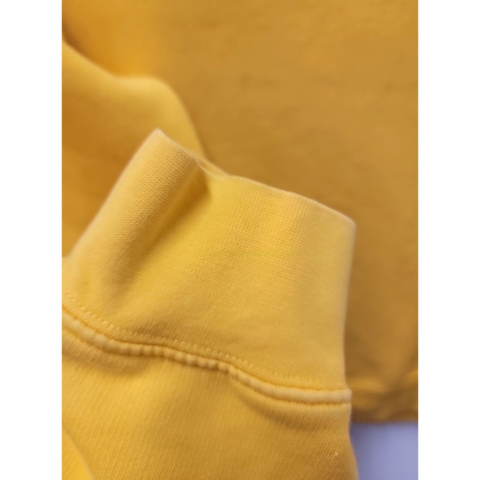Nike VINTAGE Nike Pullover Sweatshirt Crewneck Yellow Men’s XL 90s Mini Swoosh Logo Embroidered Sweatshirt Men Size US XL / EU 56 / 4 - 5 Thumbnail