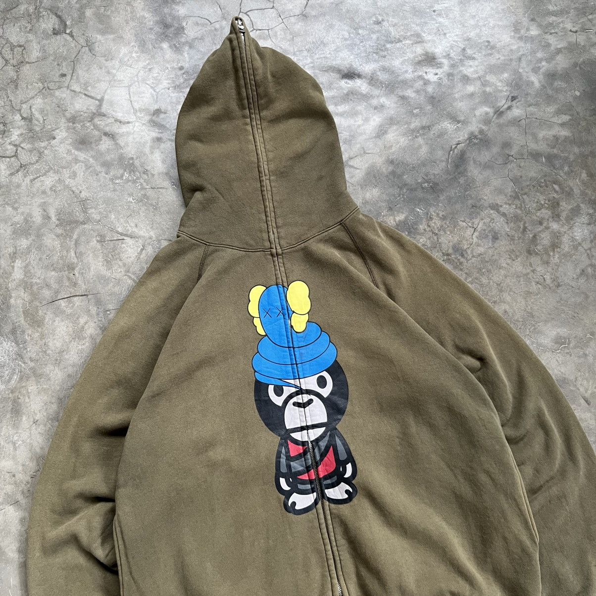 Bape 2005 Baby Milo X Kaws Full Zip Hoodie Size US L / EU 52-54 / 3 - 5 Thumbnail