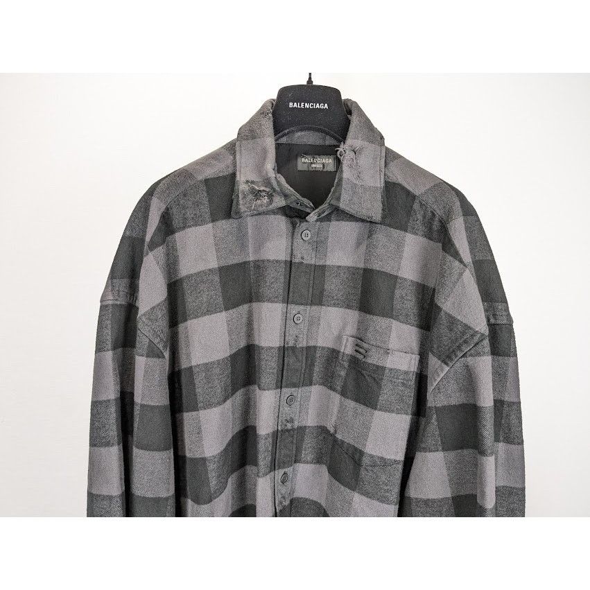 Balenciaga o1rshd1 Buffalo Check Flannel Shirt in Black/Grey 3 Size US L / EU 52-54 / 3 - 5 Thumbnail