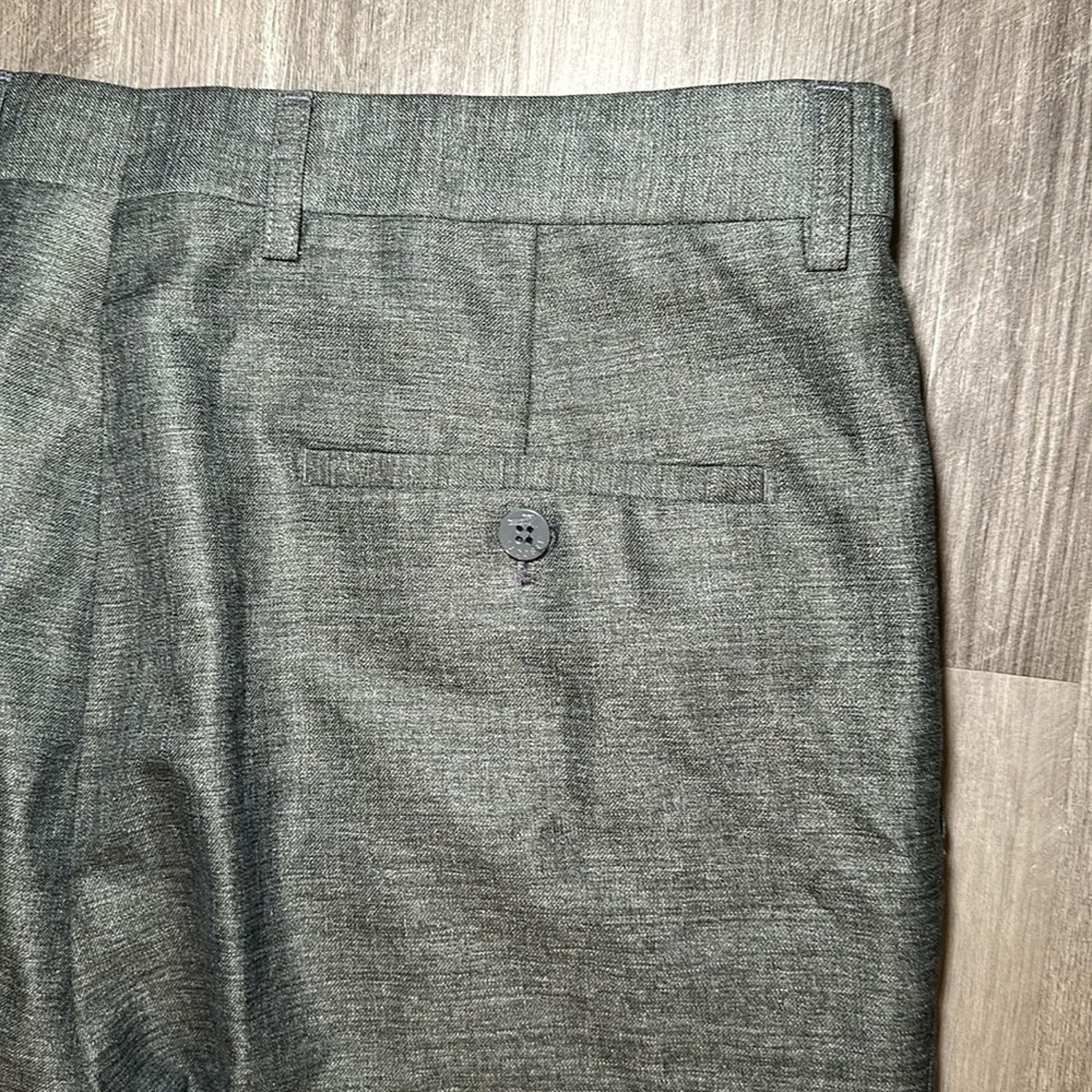 Lacoste Lacoste Pleated Dress Pants - 35x30 Size US 35 - 5 Thumbnail