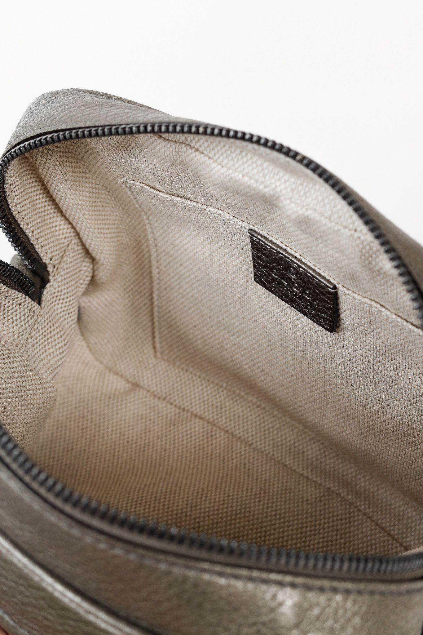 Gucci Gucci Soho Disco Bag in Metallic Pewter Grey Leather Size ONE SIZE - 9 Thumbnail