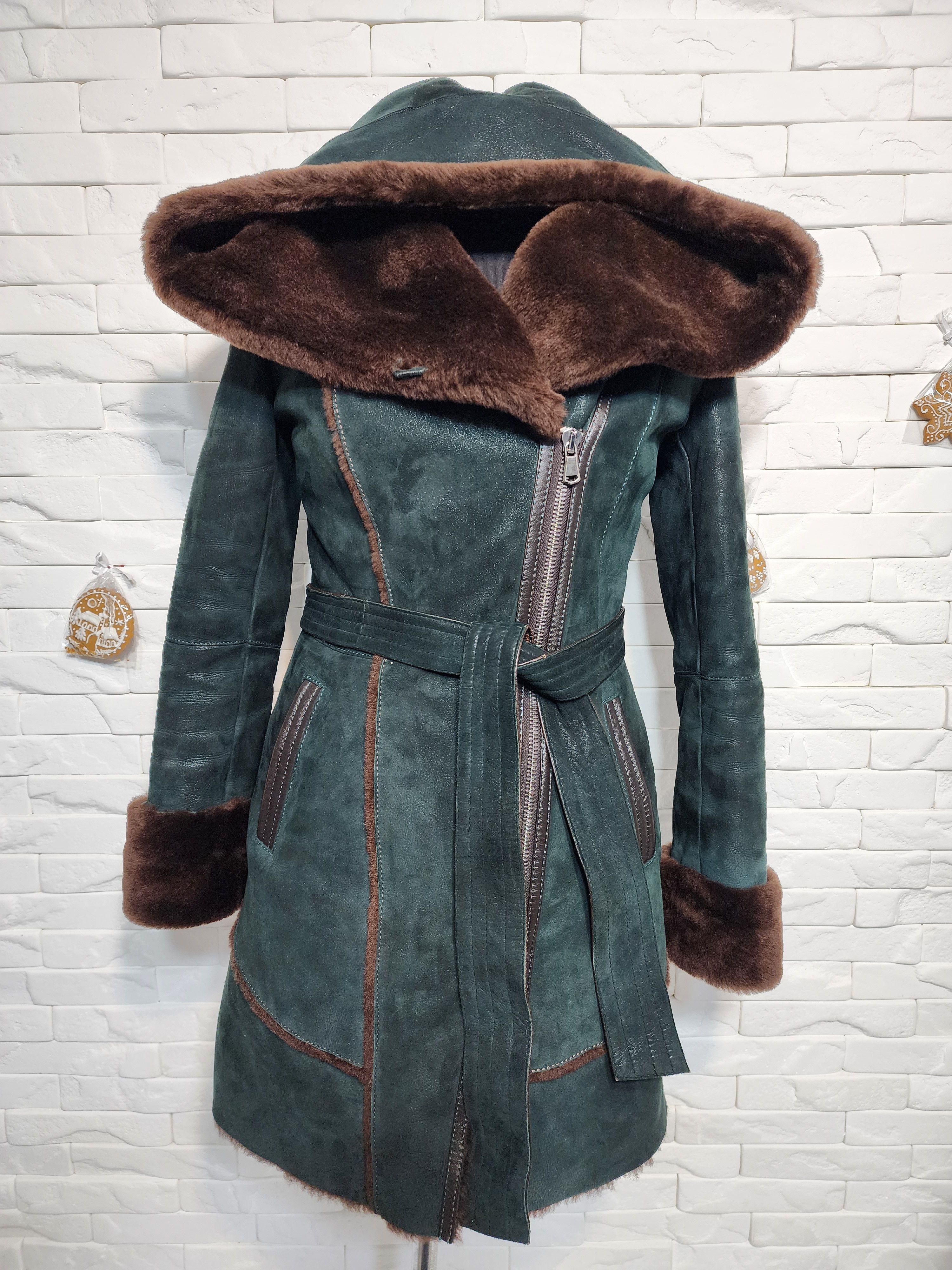 Furla Green Sheepskin Coat: Women's Fur Hood Winter Coat Size S / US 4 / IT 40 - 1 Thumbnail