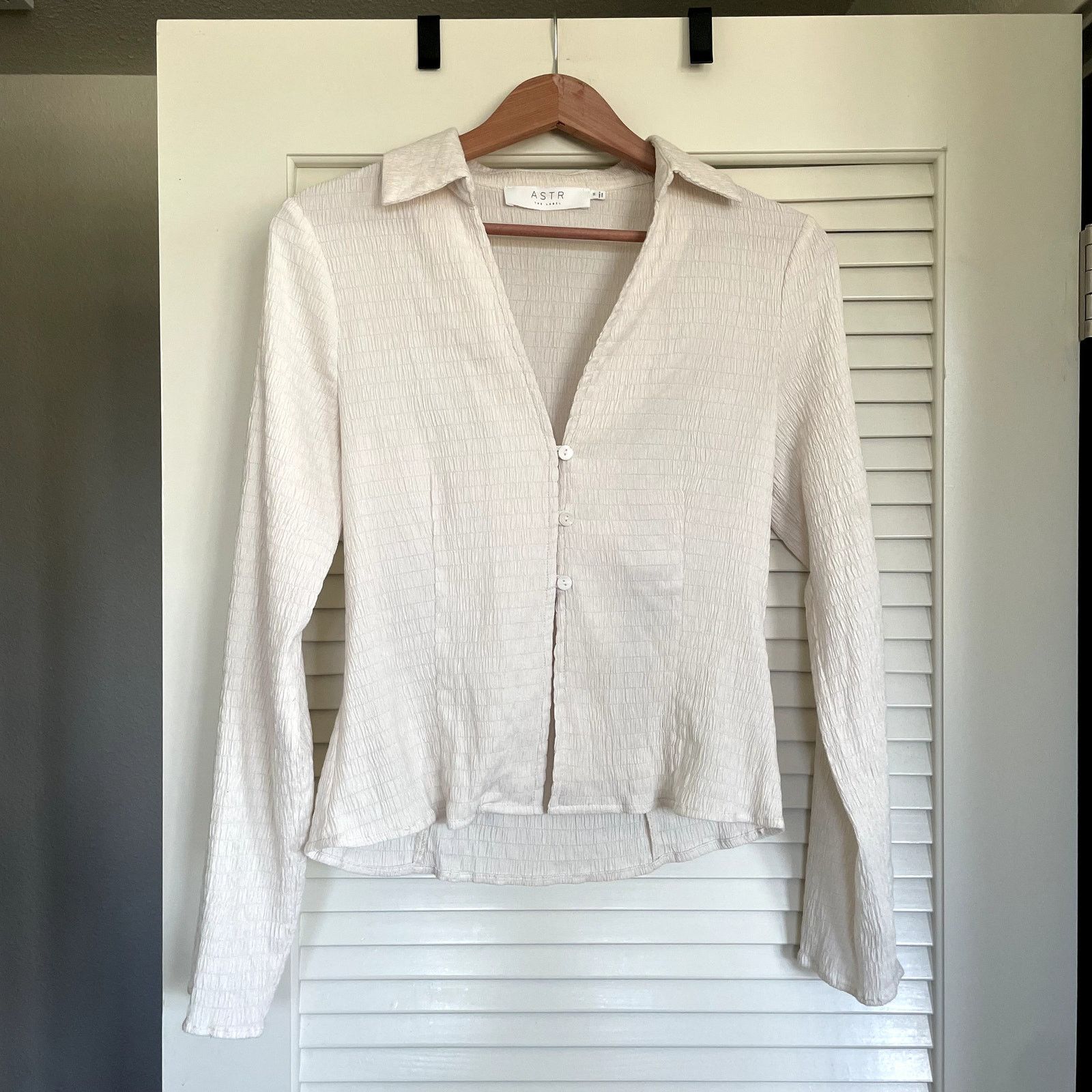 ASTR The Label ASTR the Label Flyaway Smocked Romantic Regency Blouse S Size S / US 4 / IT 40 - 5 Thumbnail