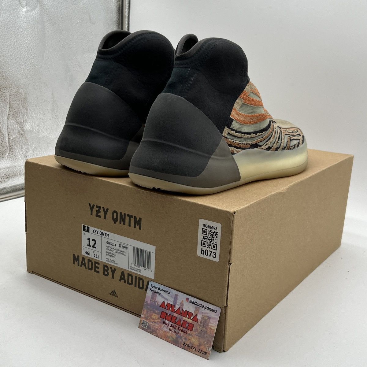Adidas Yeezy quantum flash orange Size US 12 / EU 45 - 5 Thumbnail