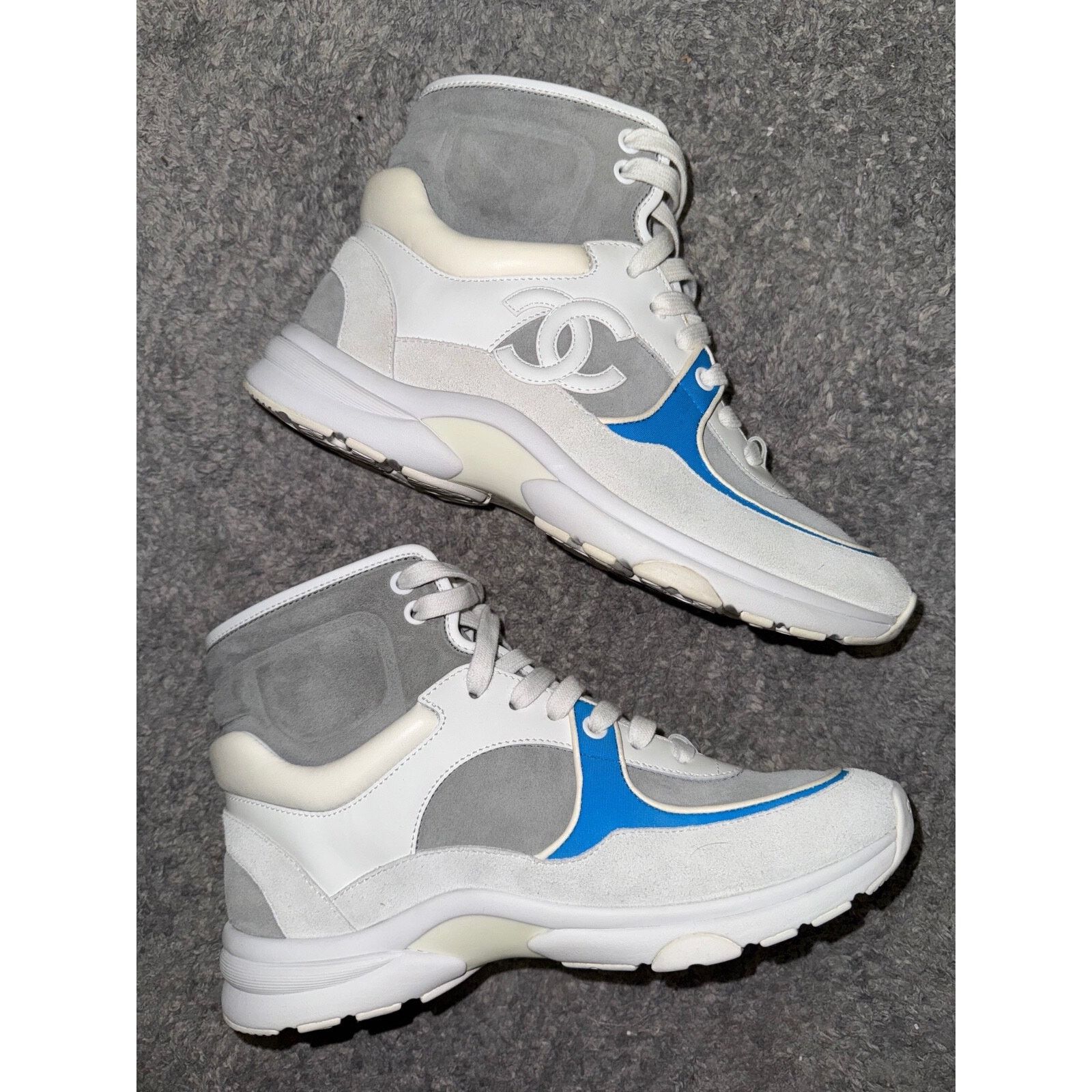 Chanel 18P CC Logo Lace Up Tie Flat Trainer High Top Sneaker 38 Size US 8 / IT 38 - 18 Thumbnail