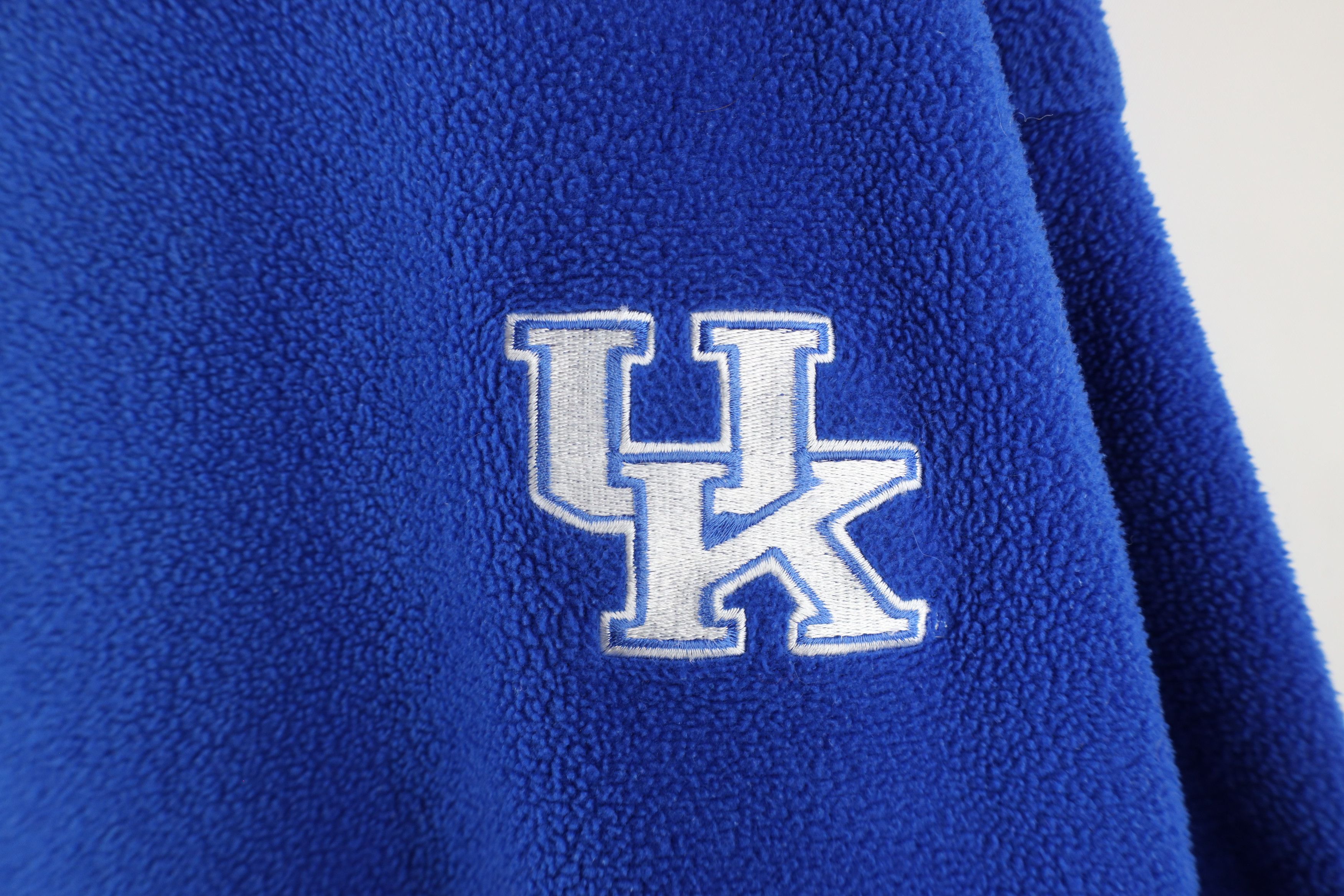Vintage Vintage 90s University of V-Neck Fleece Sweater Blue USA Size US XXL / EU 58 / 5 - 4 Thumbnail