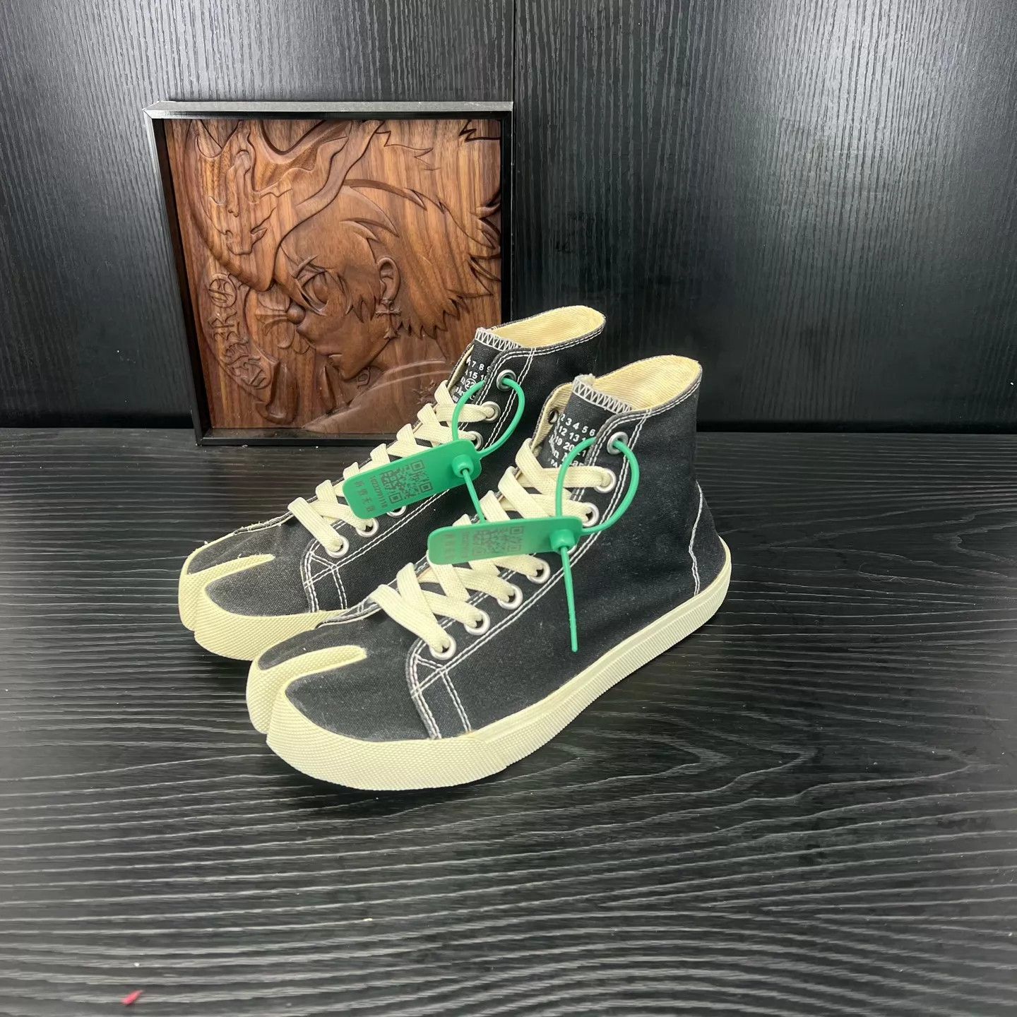 Maison Margiela Maison Margiela Tabi Black & White 37 (boxed) Size US 6.5 / IT 36.5 - 1 Thumbnail