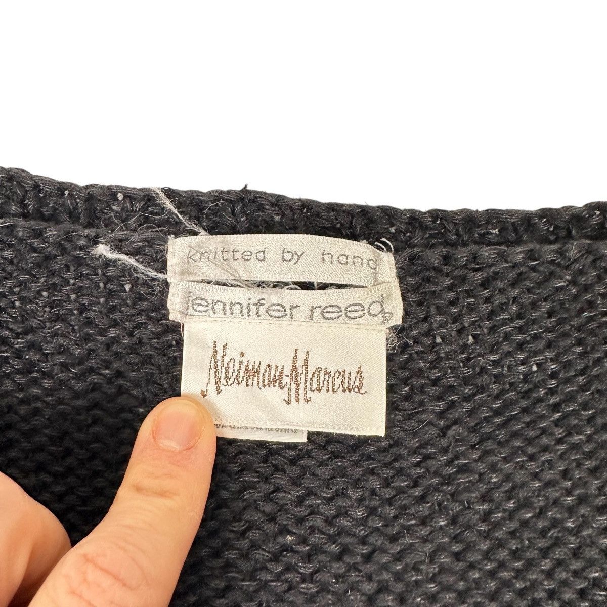 Neiman Marcus Vintage Jennifer Reed Neiman Marcus Hand Knit Floral Sweater Size L / US 10 / IT 46 - 3 Thumbnail