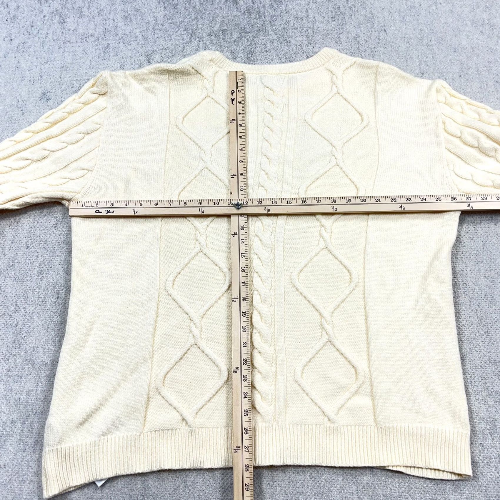 Disney Disney Sweater XXL 2XL Cream Cable Knit Textured Minnie Mouse Crewneck Women Size XXL / US 16-18 / IT 52-54 - 7 Thumbnail