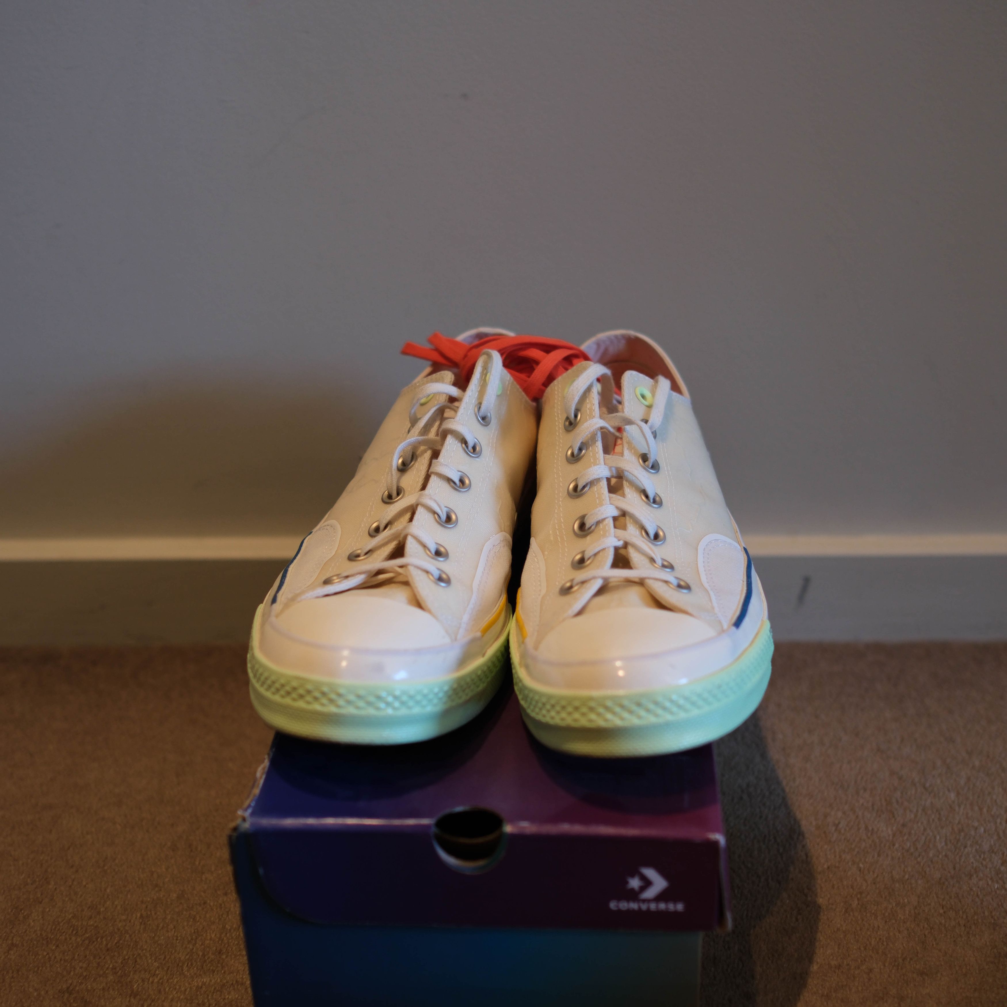 Chuck Taylor 70 Low Top Sneakers