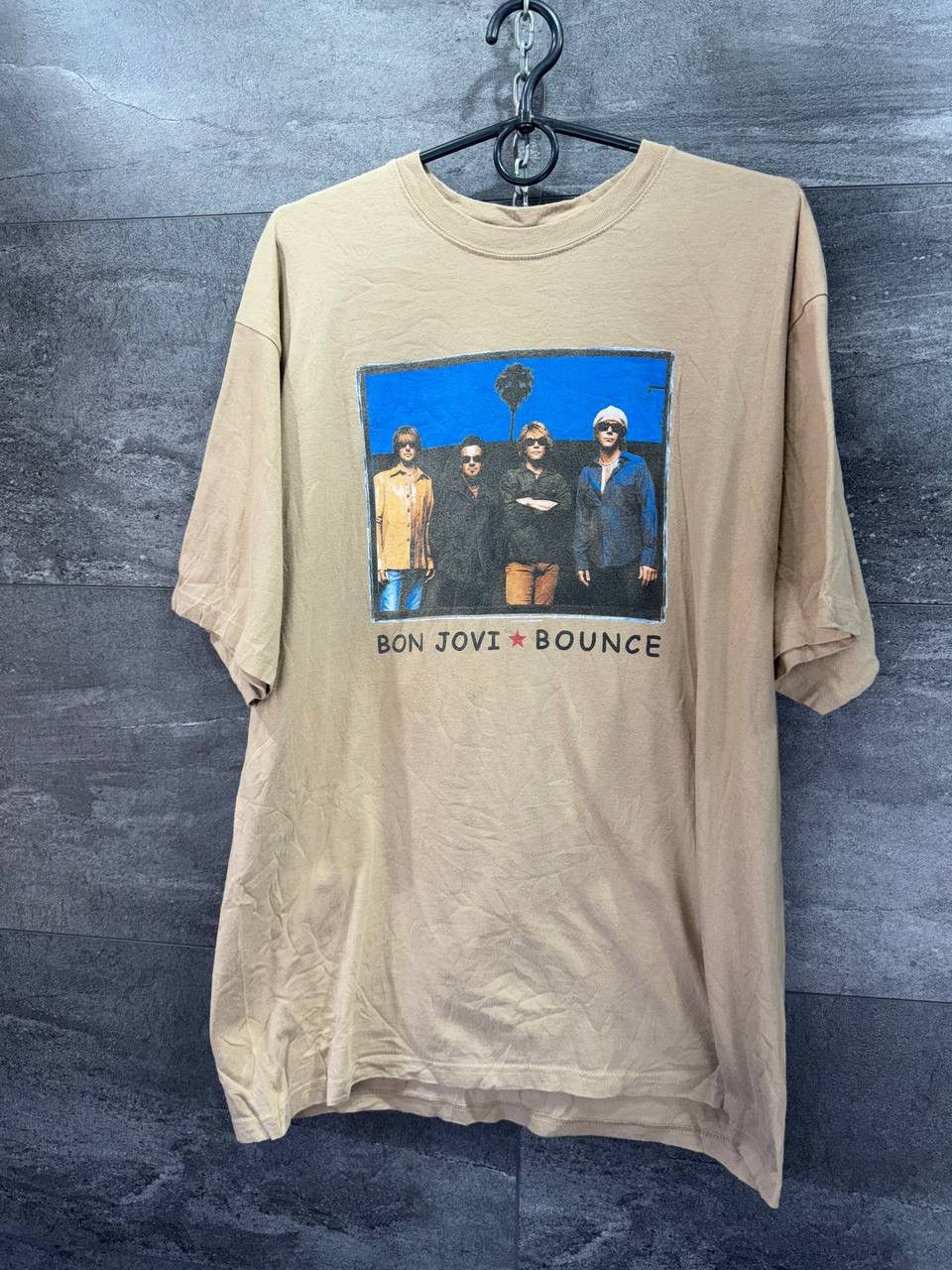 Band Tees Bon Jovi Bounce World Tour Graphic T Shirt Size US L / EU 52-54 / 3 - 1 Thumbnail