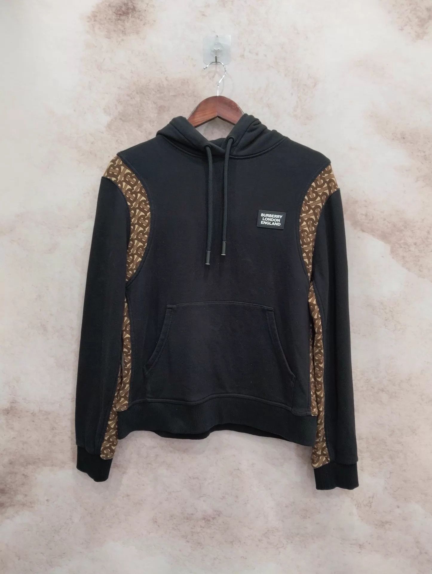 Burberry Burberry Classic Hooded Sweatshirt S 95New Size US S / EU 44-46 / 1 - 1 Thumbnail