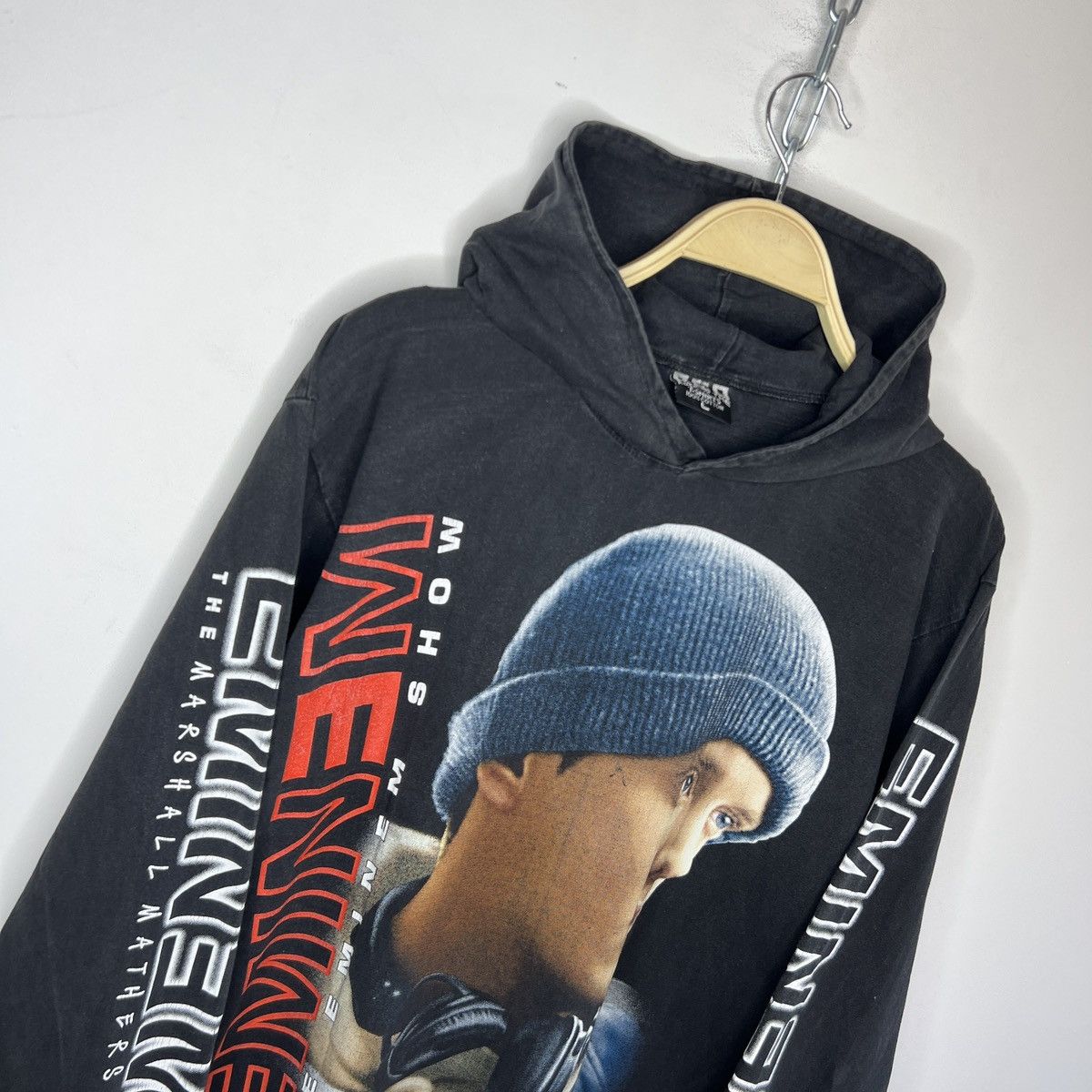 Eminem × Rap Tees × Vintage 00’s Vintage Bootleg Eminem Fuck Off Graphic Hoodie M-L Size US M / EU 48-50 / 2 - 3 Thumbnail