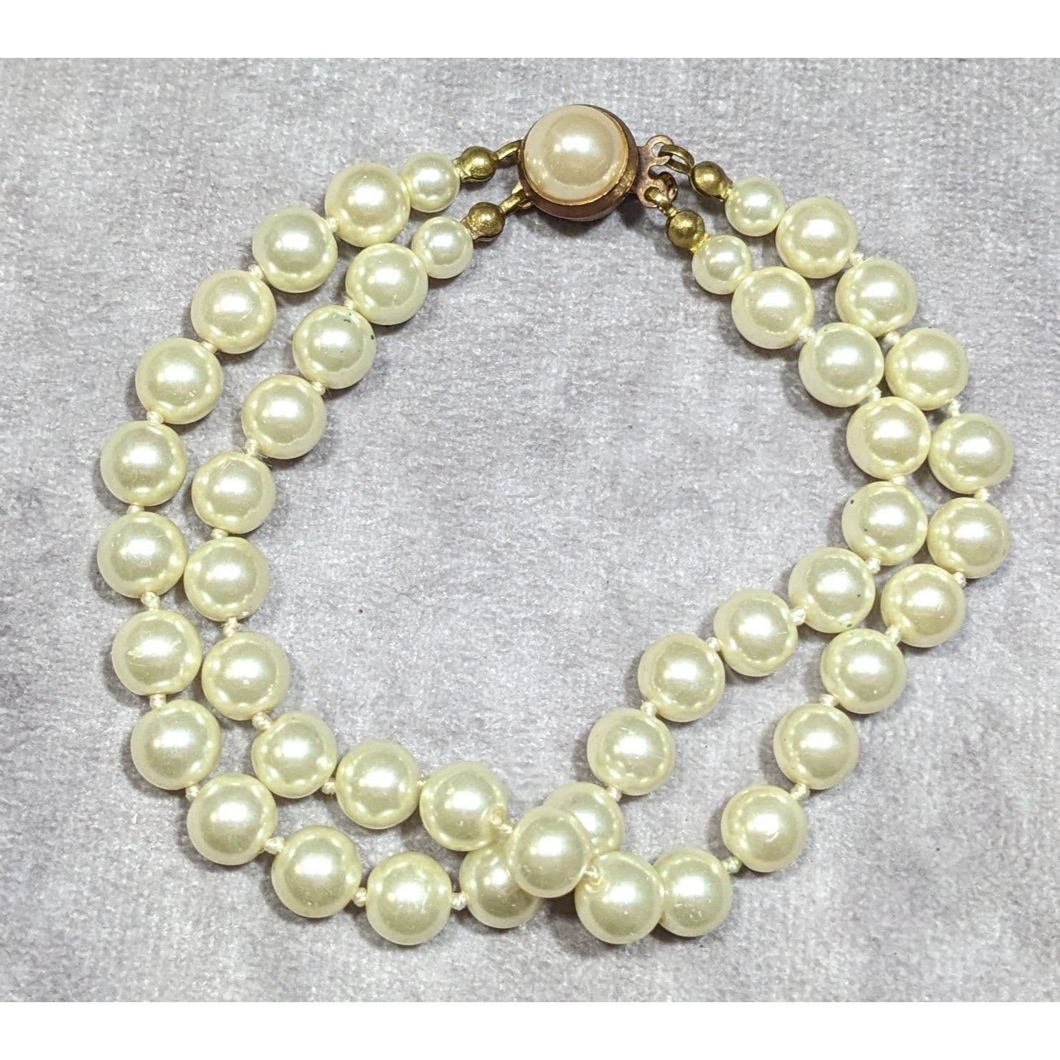 Other Vintage Elegant Glass Pearl Bracelet Double Strand With Box Size ONE SIZE - 6 Thumbnail