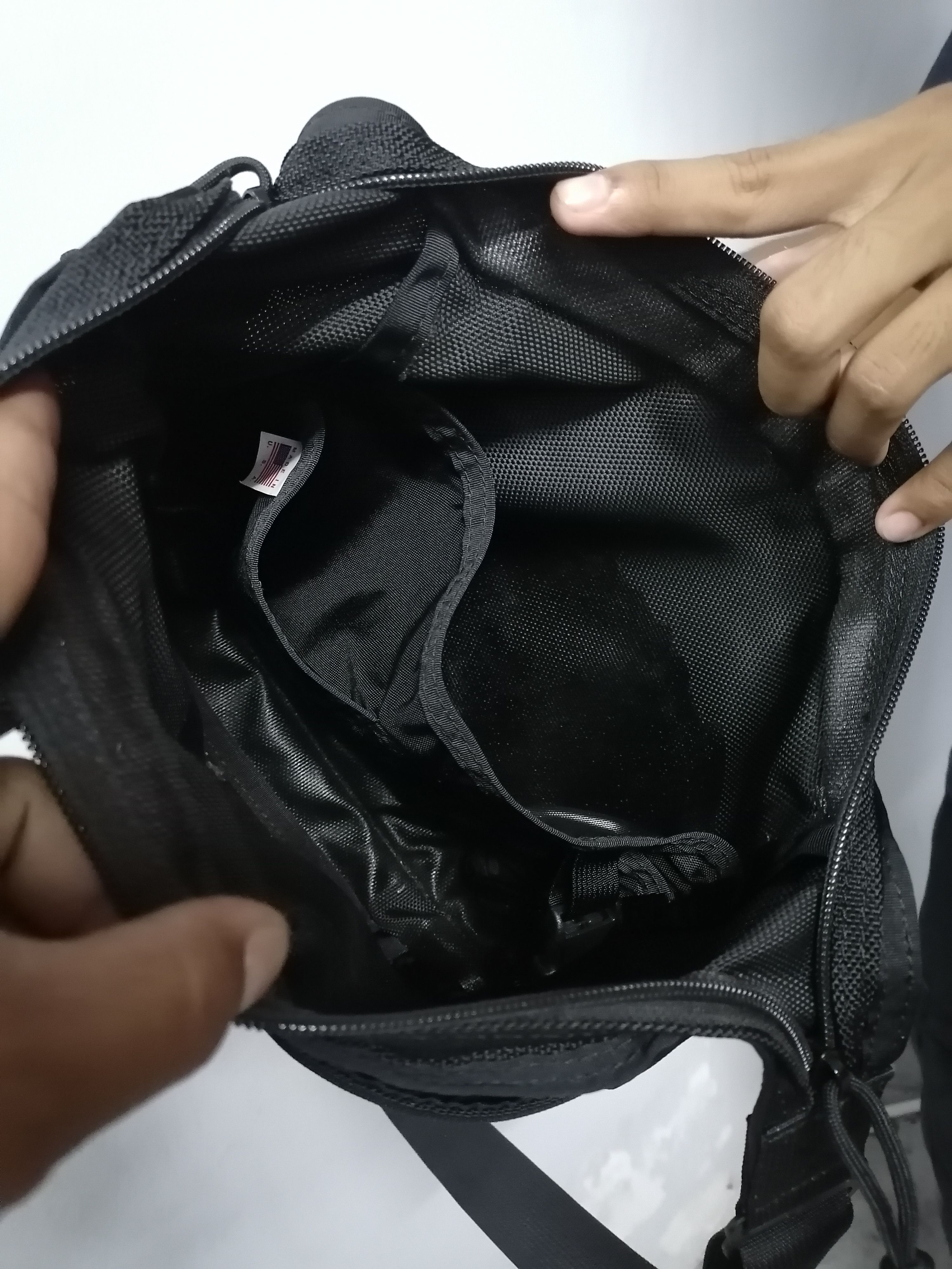 Briefing Briefing USA Black Canvas Heavy Duty Crossbody Bag Size ONE SIZE - 7 Thumbnail