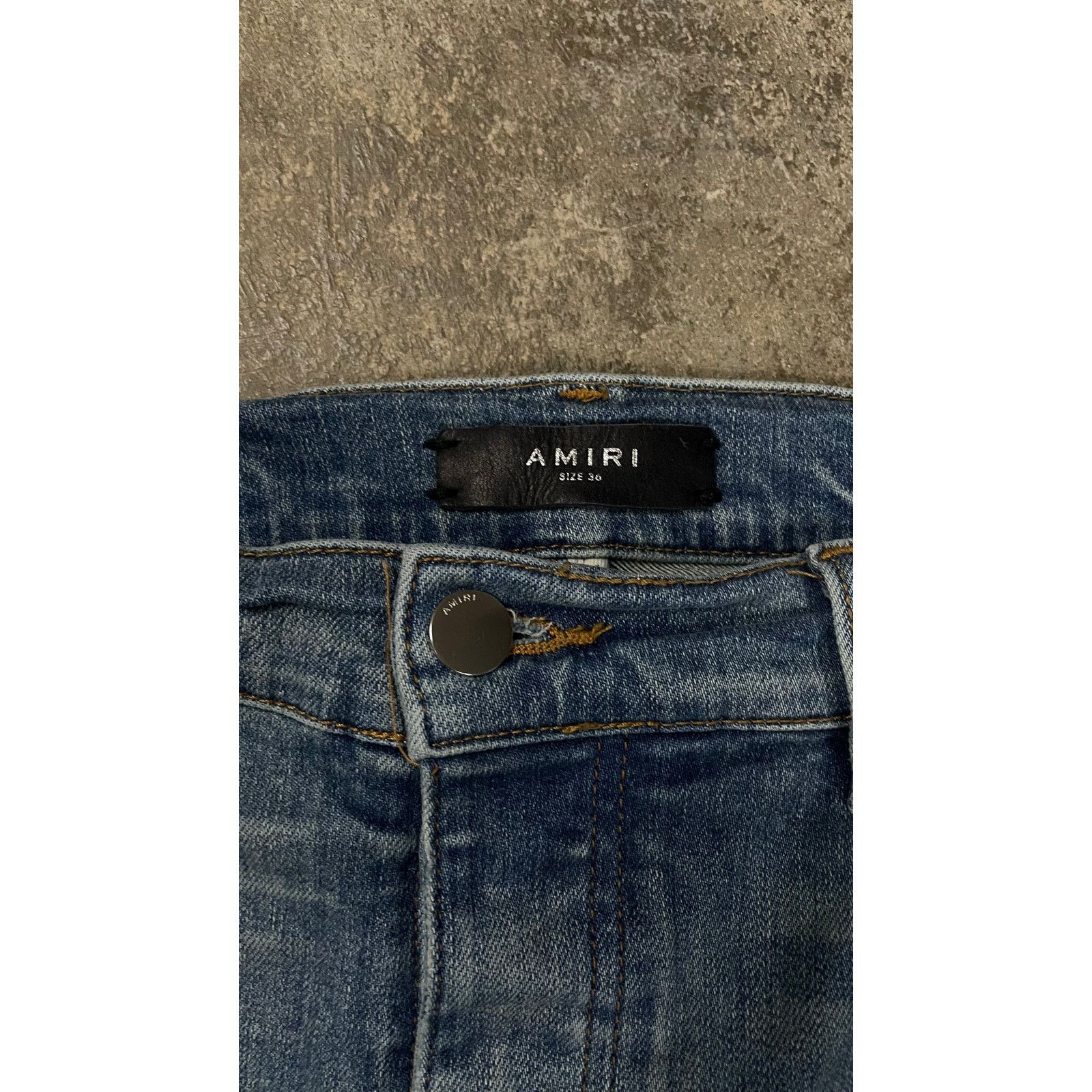 Amiri Amiri Plain Thrasher Light Wash Knee Rip Used 38 Size US 38 / EU 54 - 2 Thumbnail