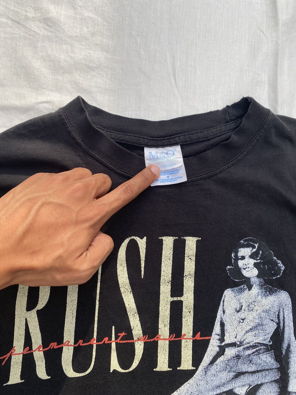 Band Tees × Vintage Rush World Tour 1980 Size US M / EU 48-50 / 2 - 3 Thumbnail